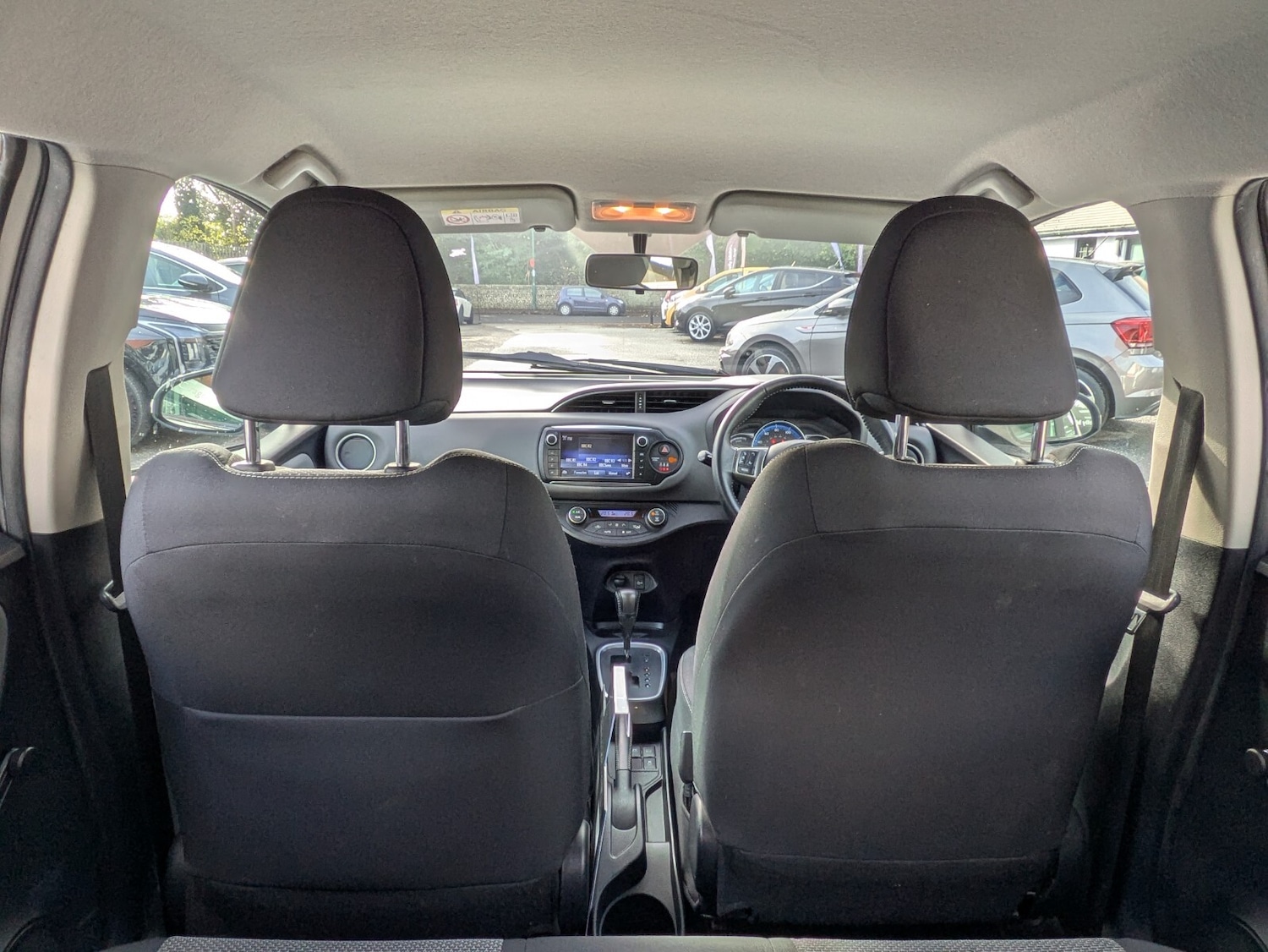 Used Toyota Yaris 2014 for sale - 76544496: Photo 15