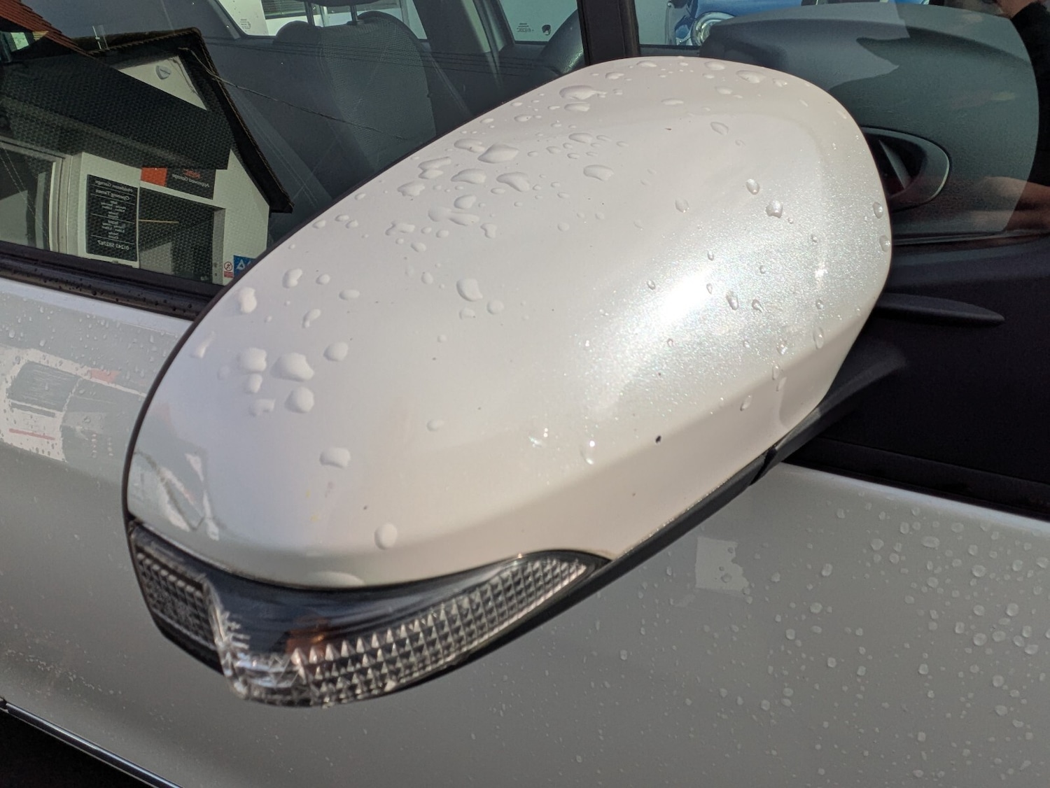 Used Toyota Yaris 2014 for sale - 76544496: Photo 25