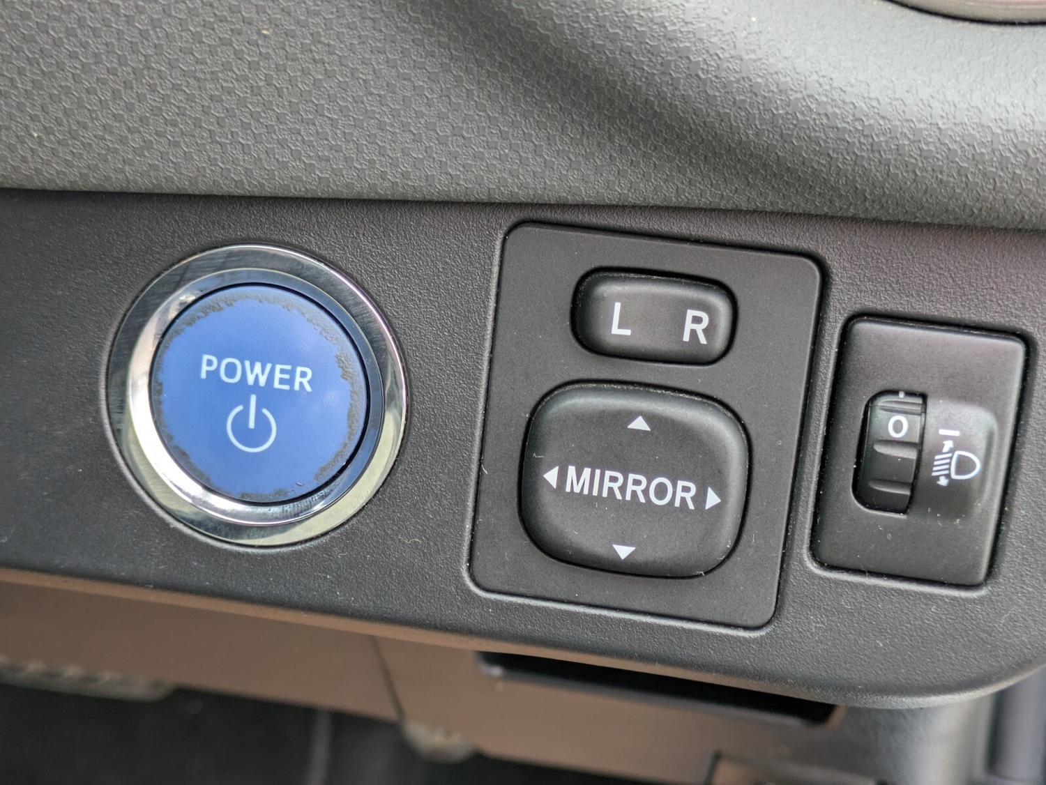 Used Toyota Yaris 2014 for sale - 76544496: Photo 30