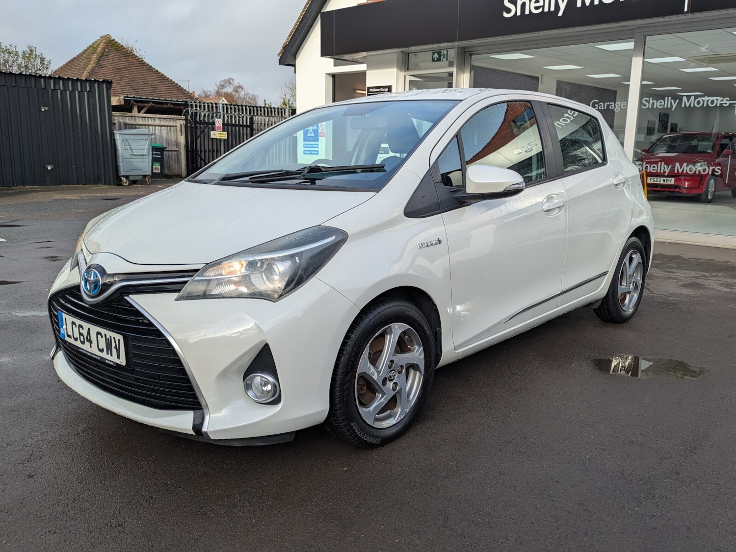 Used Toyota Yaris 2014 for sale - 76544496: Photo 5