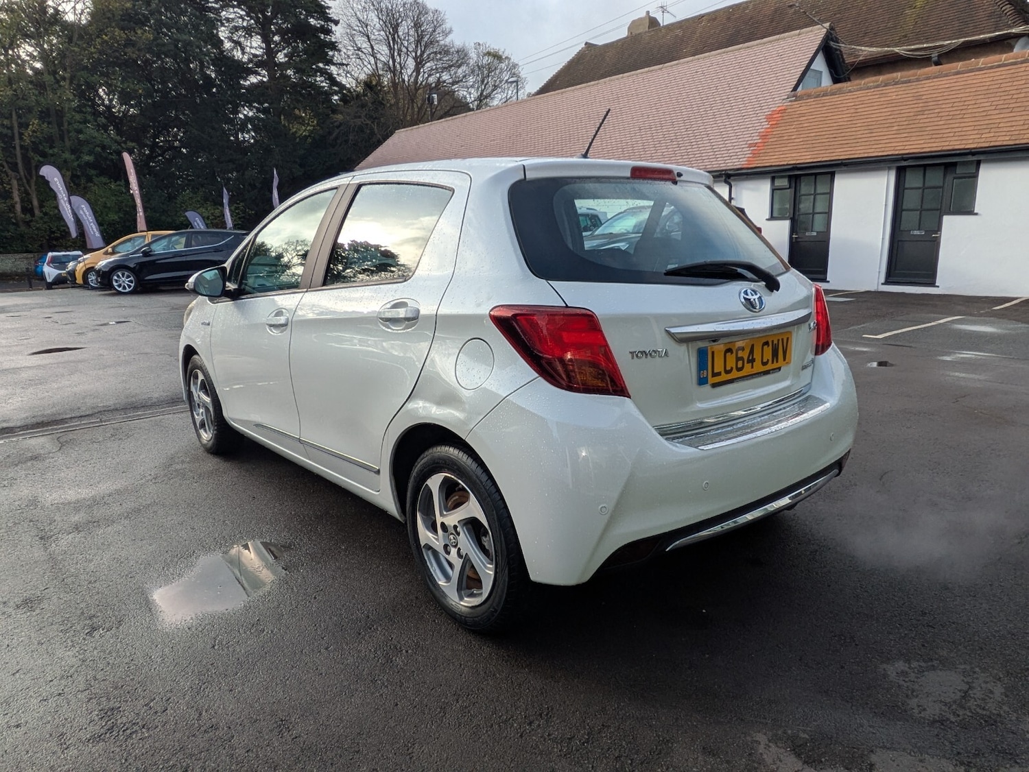 Used Toyota Yaris 2014 for sale - 76544496: Photo 7