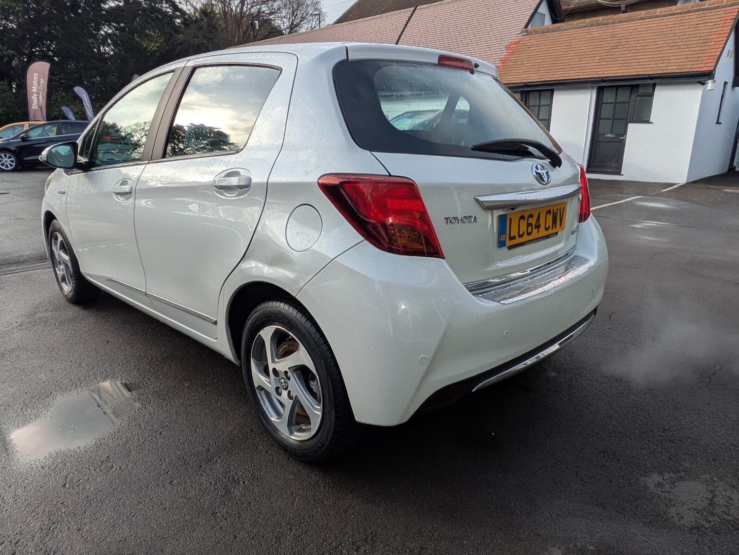 Used Toyota Yaris 2014 for sale - 76544496: Photo 8