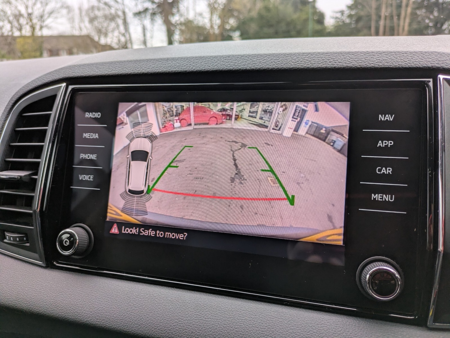 Used Skoda Karoq 2018 for sale - 76971234: Photo 30