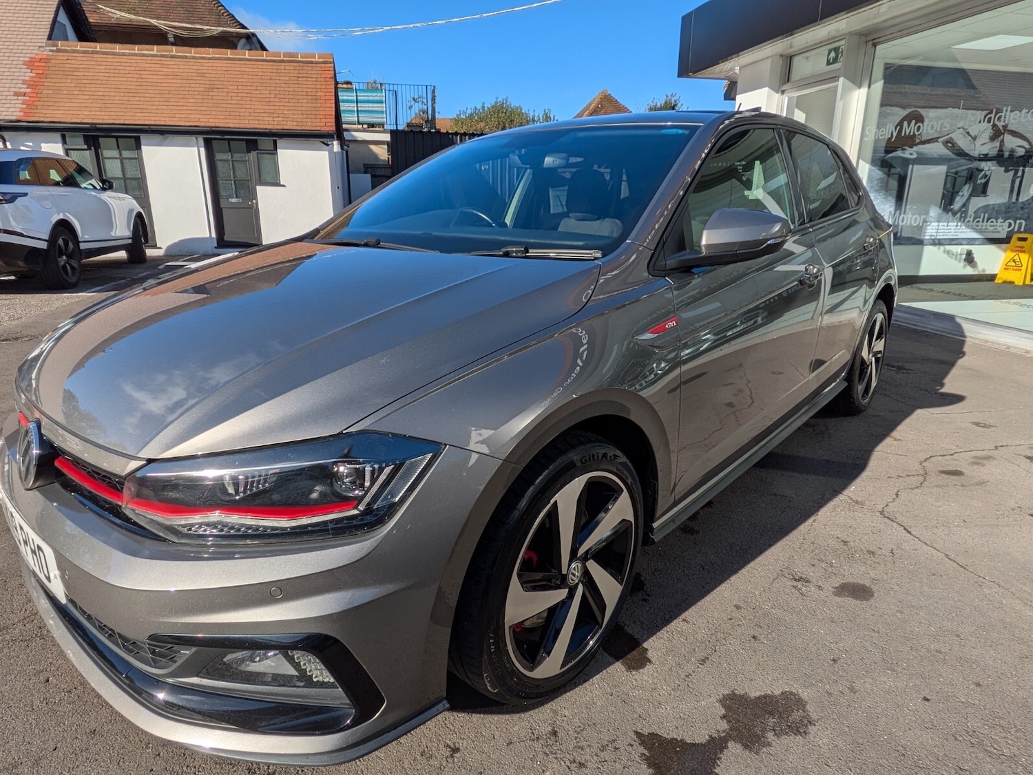 Used Volkswagen Polo 2019 for sale - 76410477: Photo 4