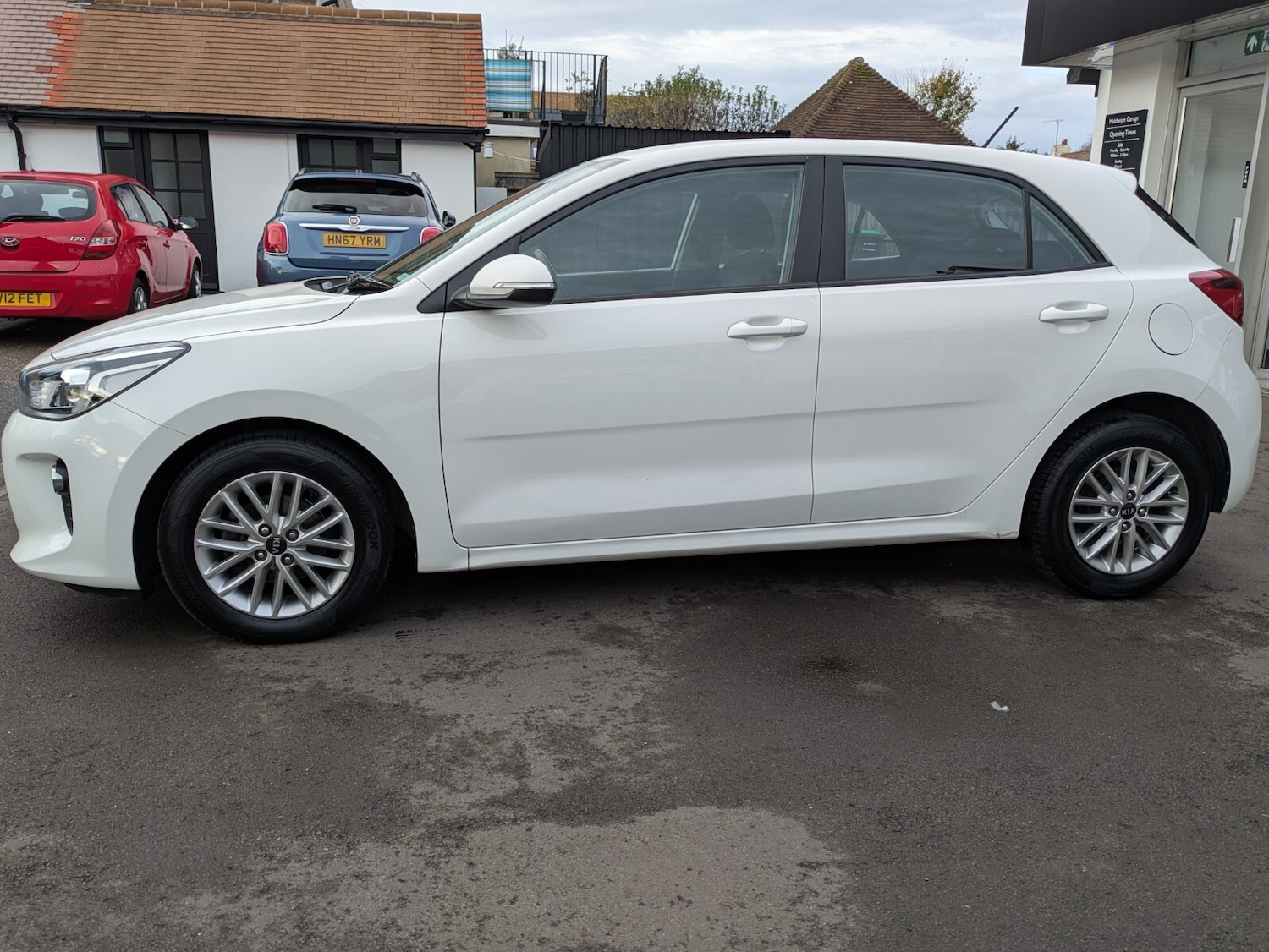 Used Kia Rio 2017 for sale - 76580073: Photo 5