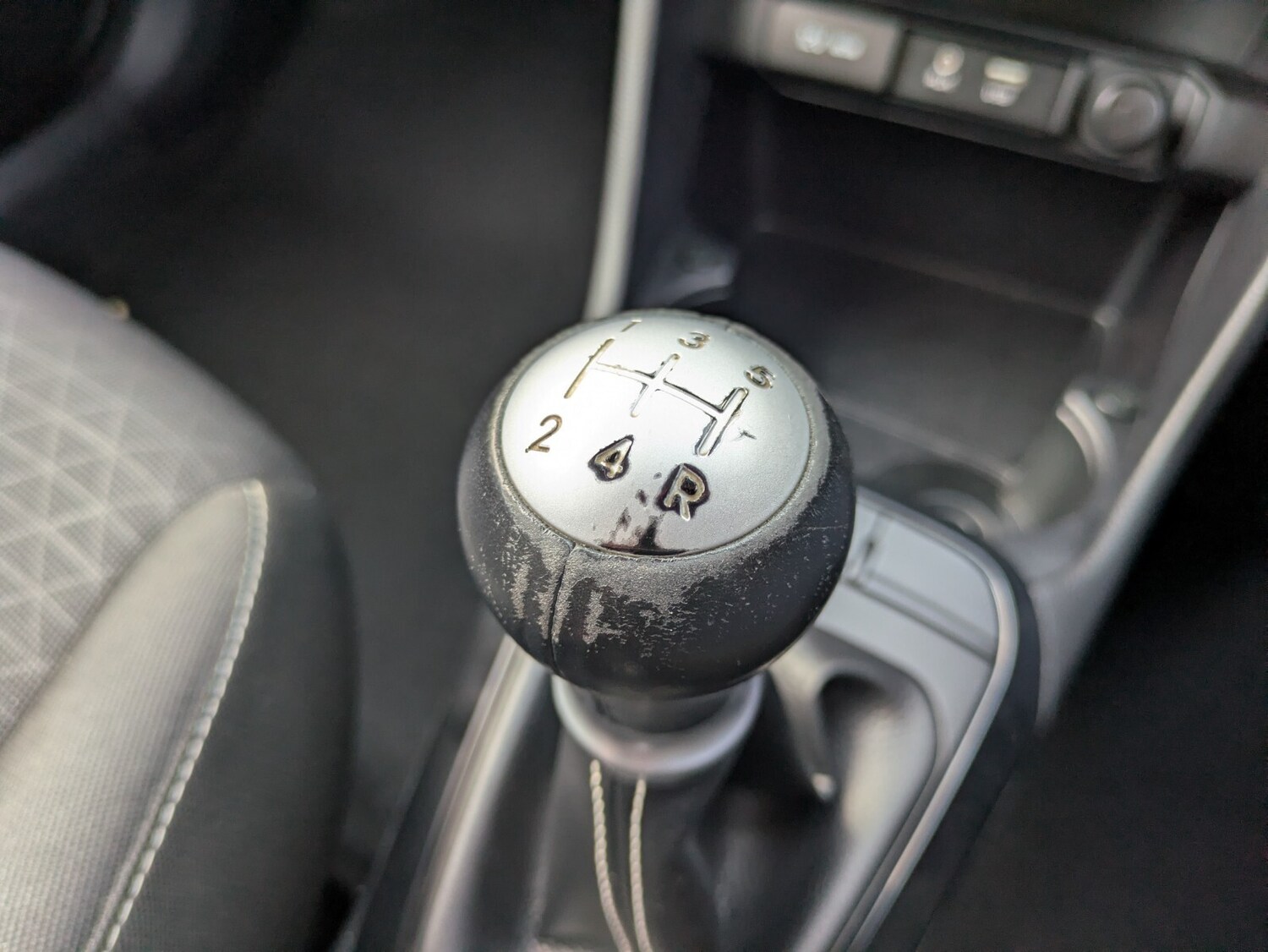 Used Kia Picanto 2018 for sale - 76872277: Photo 35