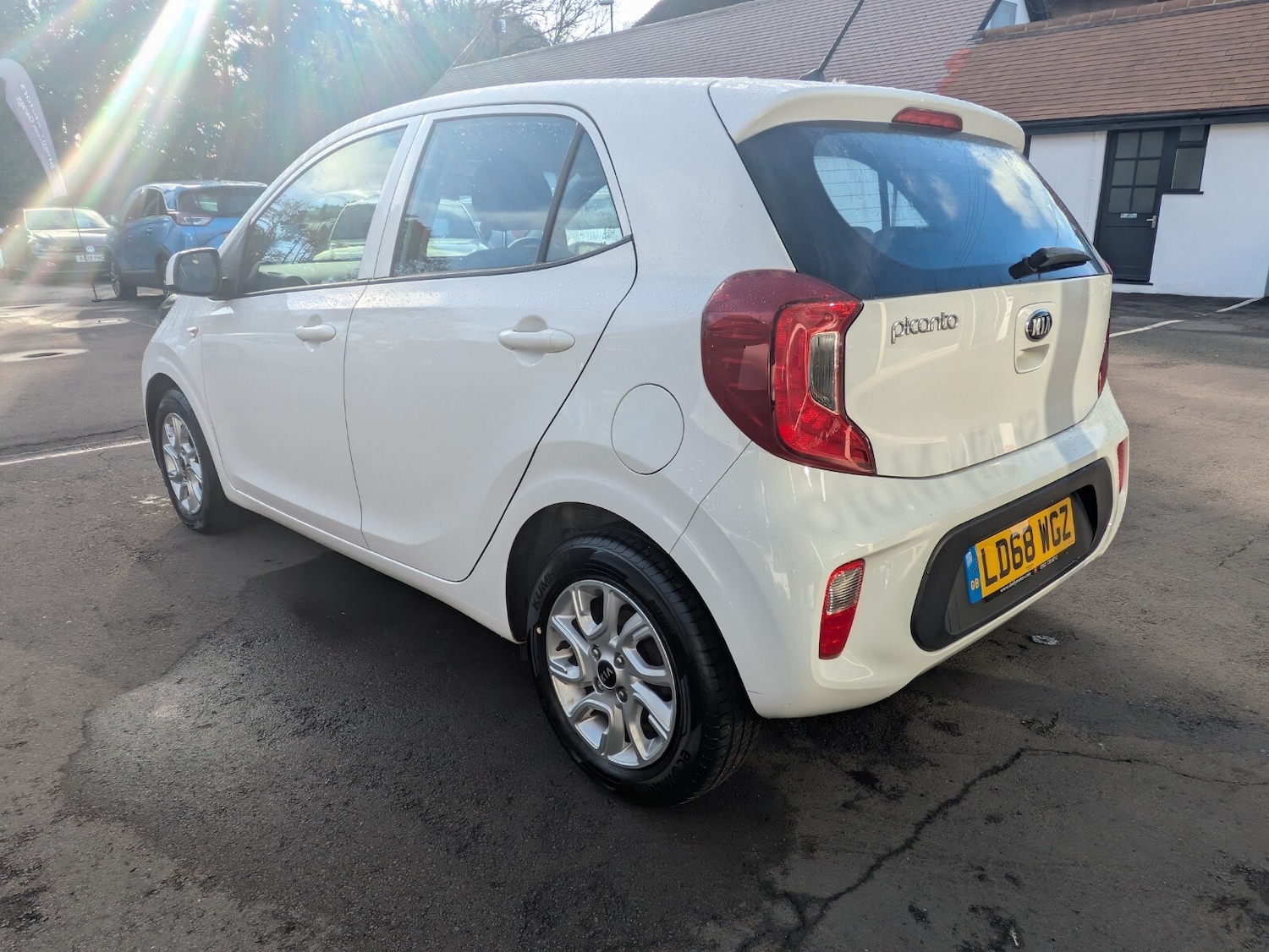 Used Kia Picanto 2018 for sale - 76872277: Photo 7