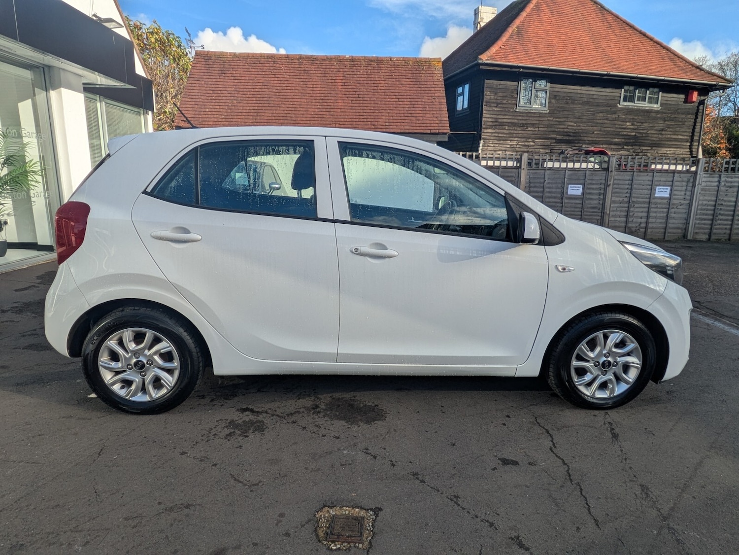 Used Kia Picanto 2018 for sale - 76589779: Photo 10