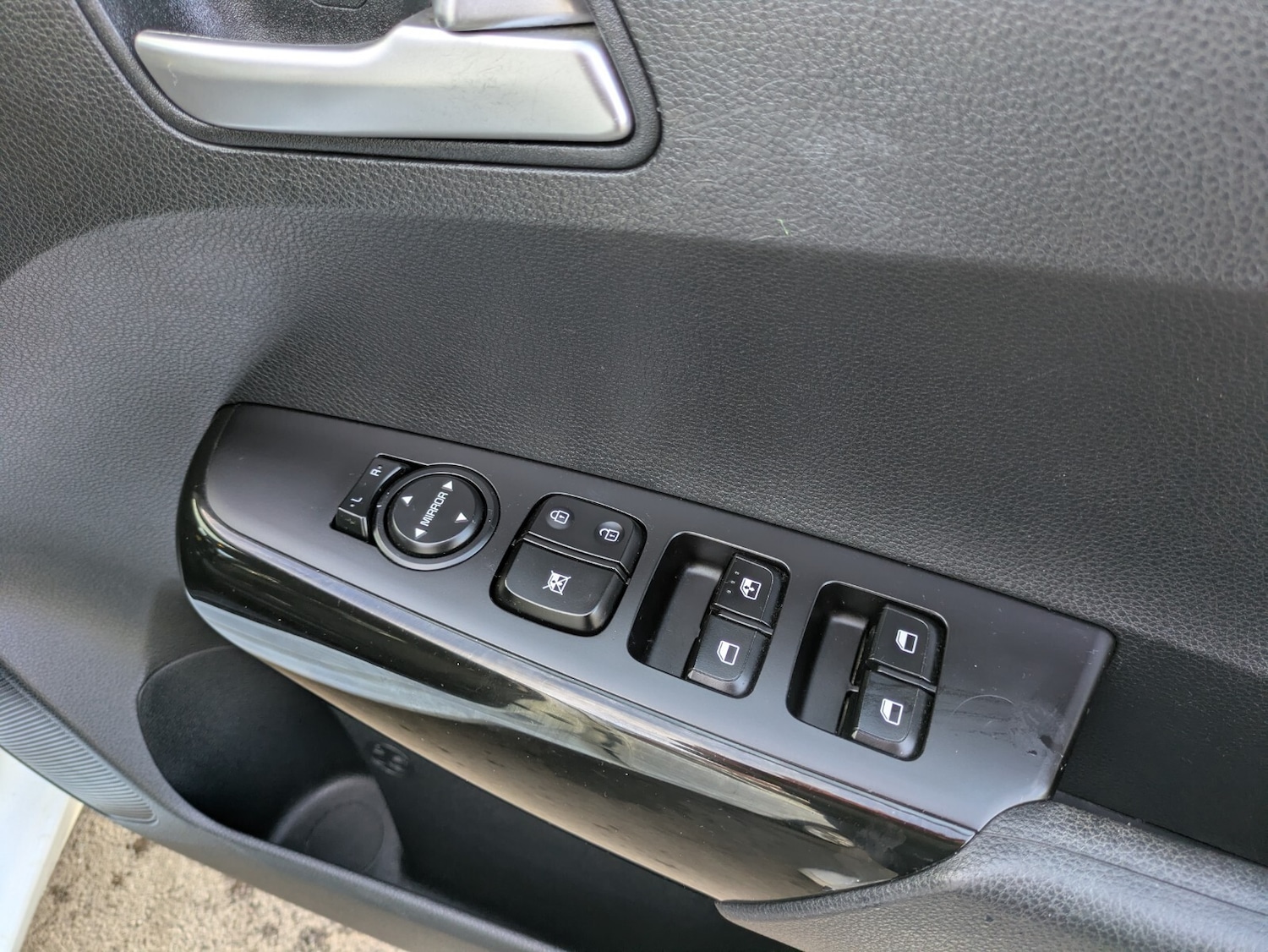 Used Kia Picanto 2018 for sale - 76589779: Photo 27