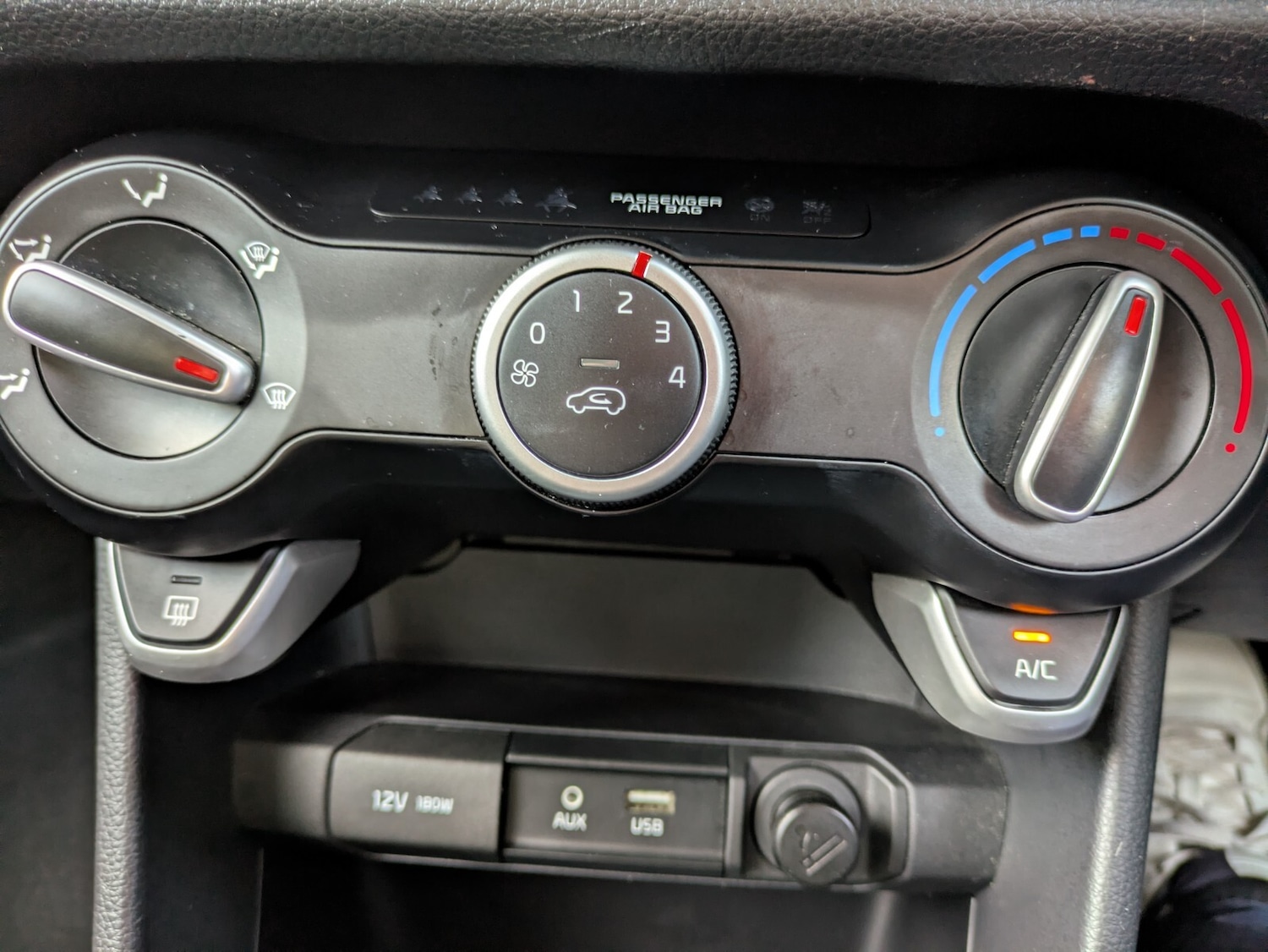 Used Kia Picanto 2018 for sale - 76589779: Photo 33