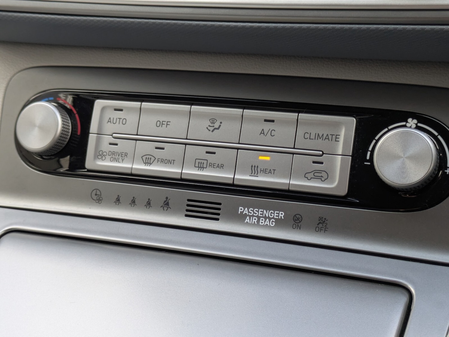 Used Hyundai KONA 2019 for sale - 76788210: Photo 32