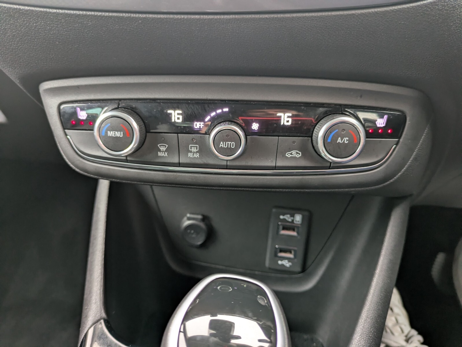 Used Vauxhall Crossland X 2020 for sale - 76872369: Photo 33