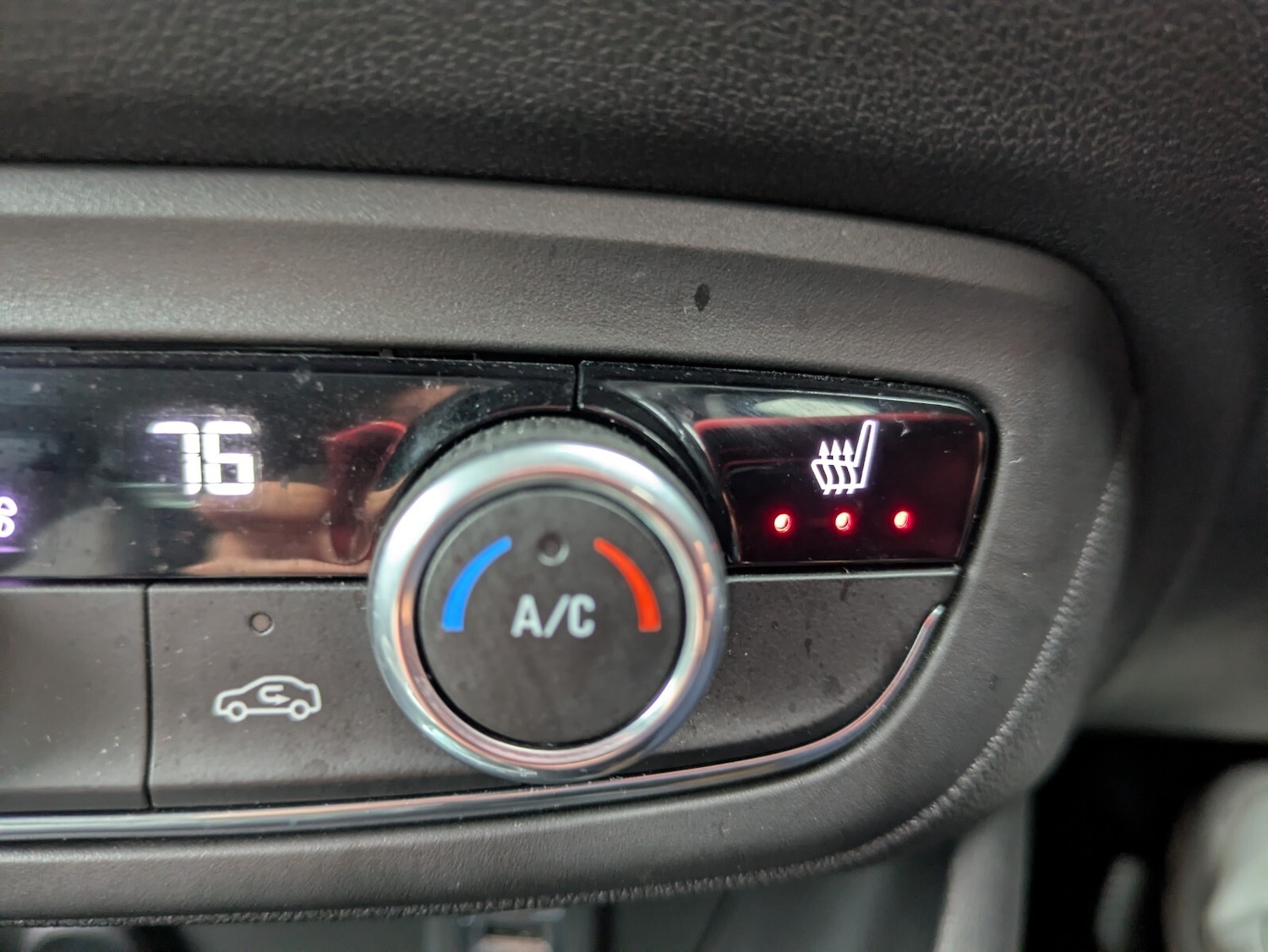 Used Vauxhall Crossland X 2020 for sale - 76872369: Photo 34