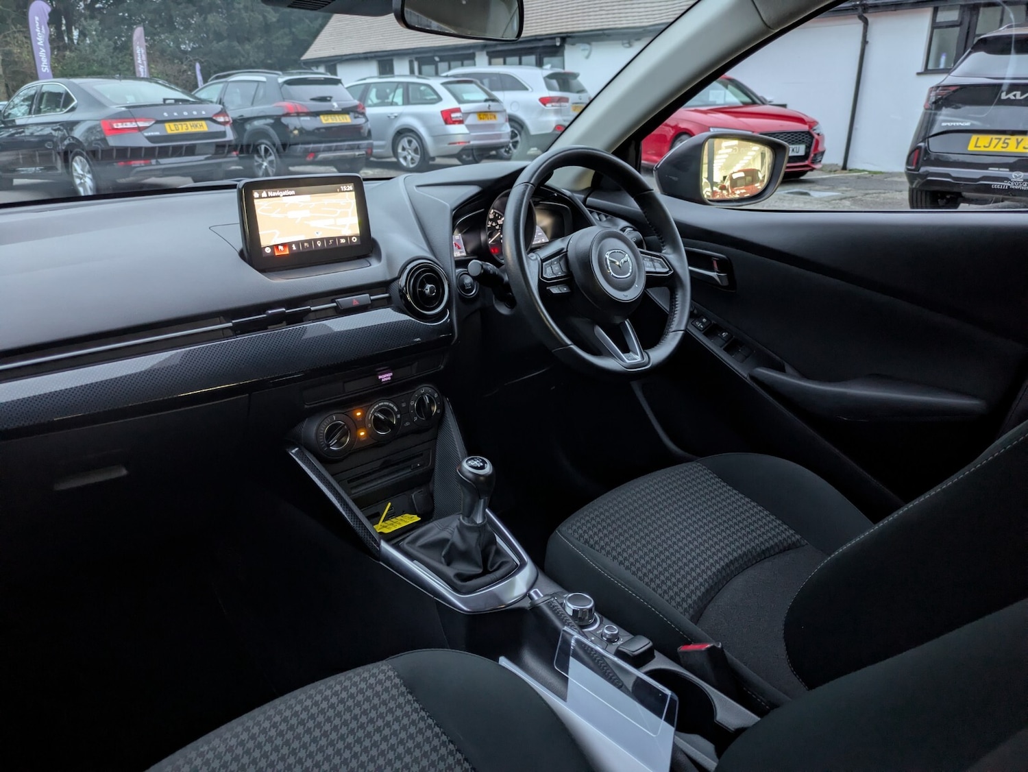 Used Mazda Mazda2 2017 for sale - 77042921: Photo 10