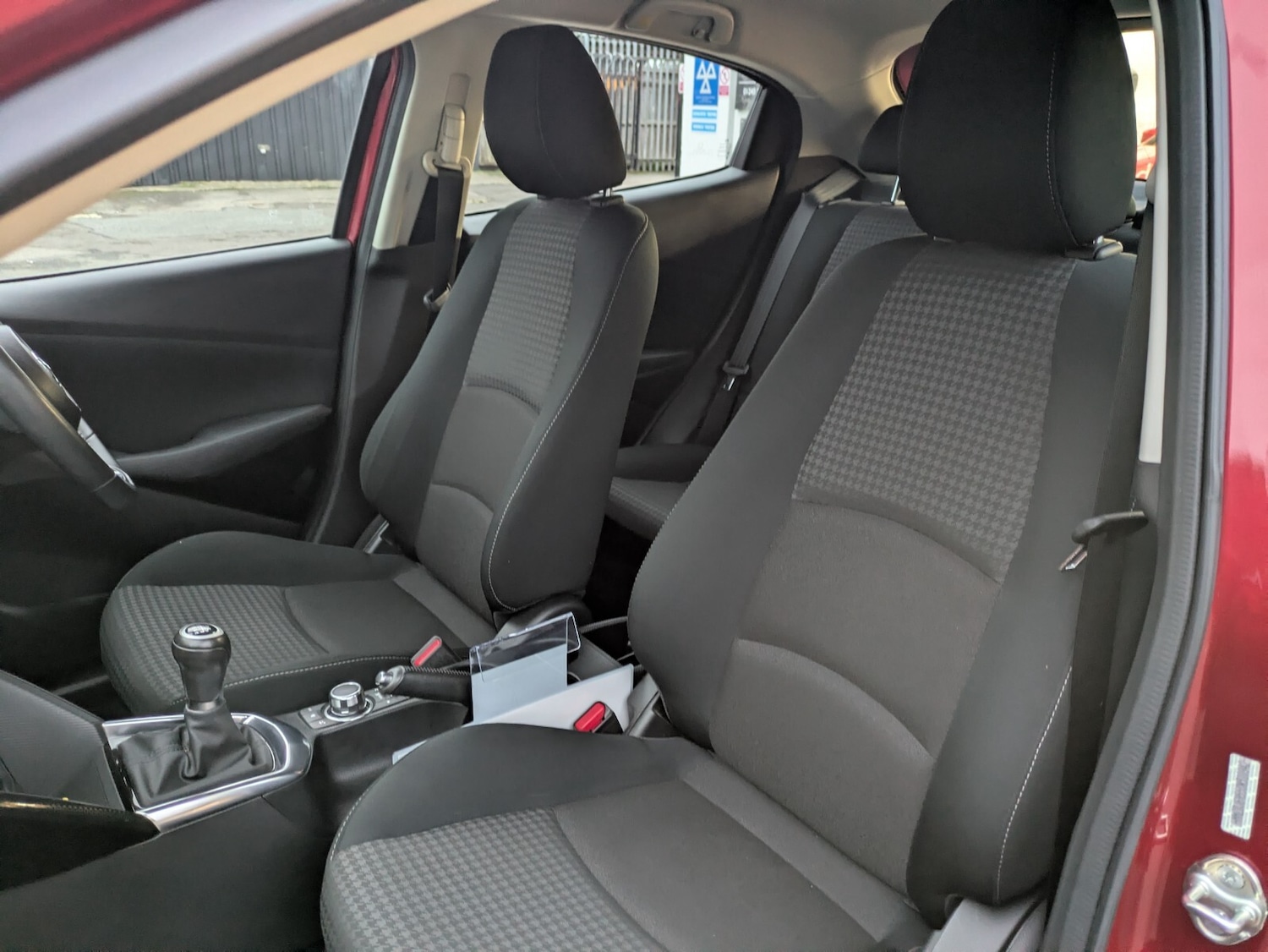 Used Mazda Mazda2 2017 for sale - 77042921: Photo 11