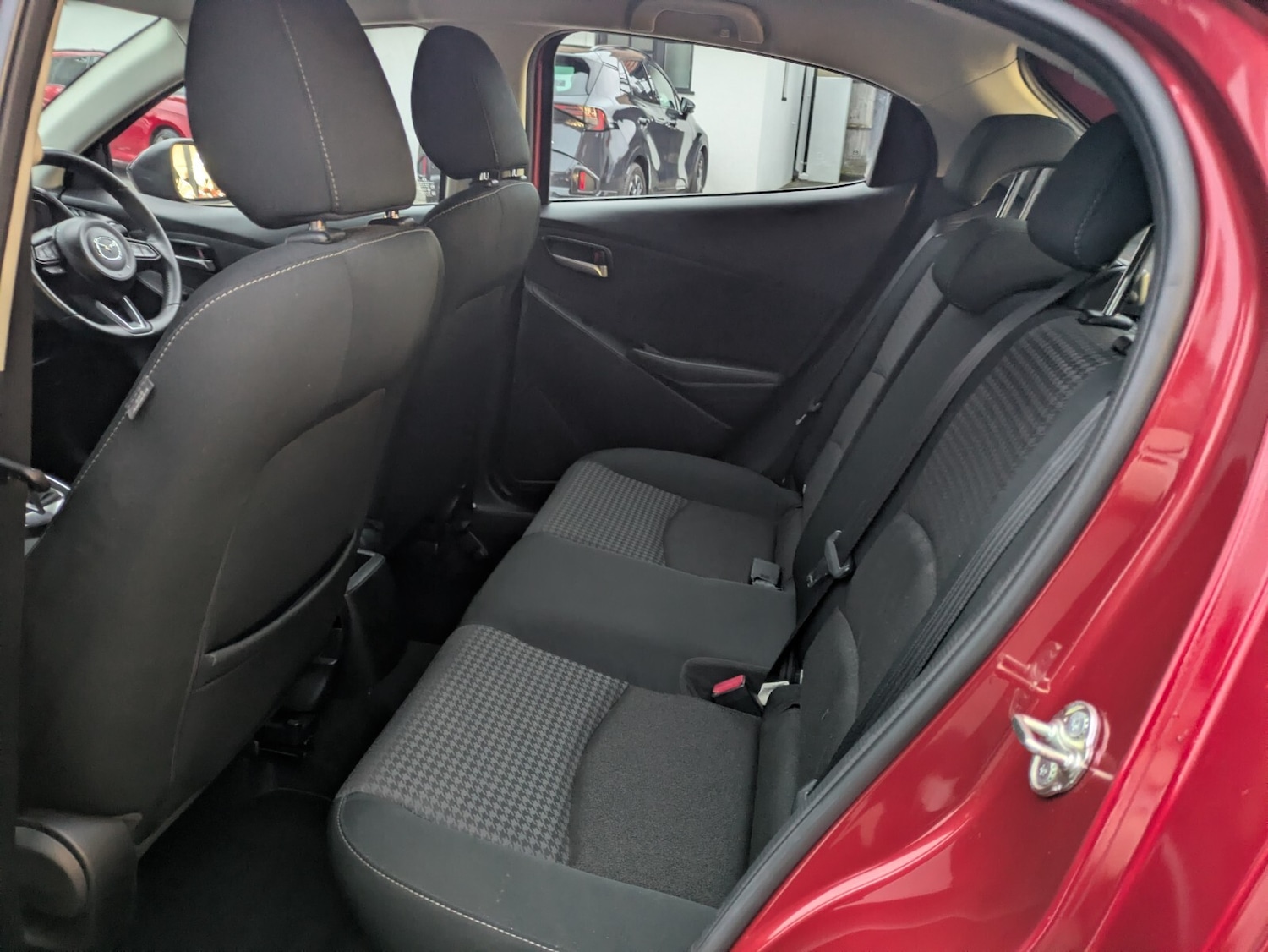 Used Mazda Mazda2 2017 for sale - 77042921: Photo 12