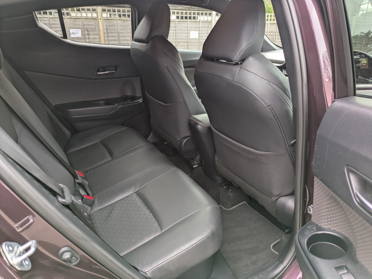 Used Toyota C-HR 2023 for sale - 76971509: Photo 21