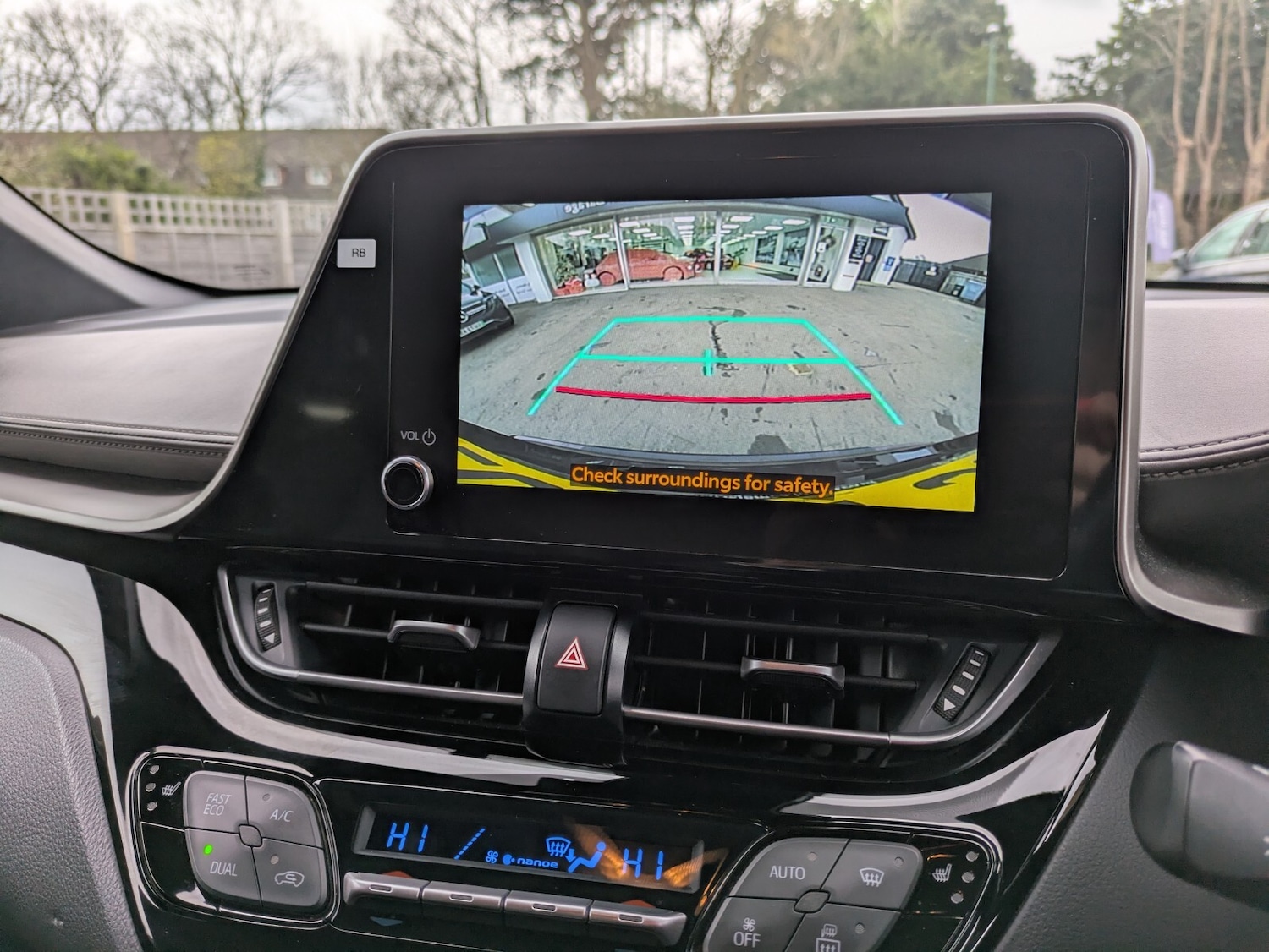 Used Toyota C-HR 2023 for sale - 76971509: Photo 34