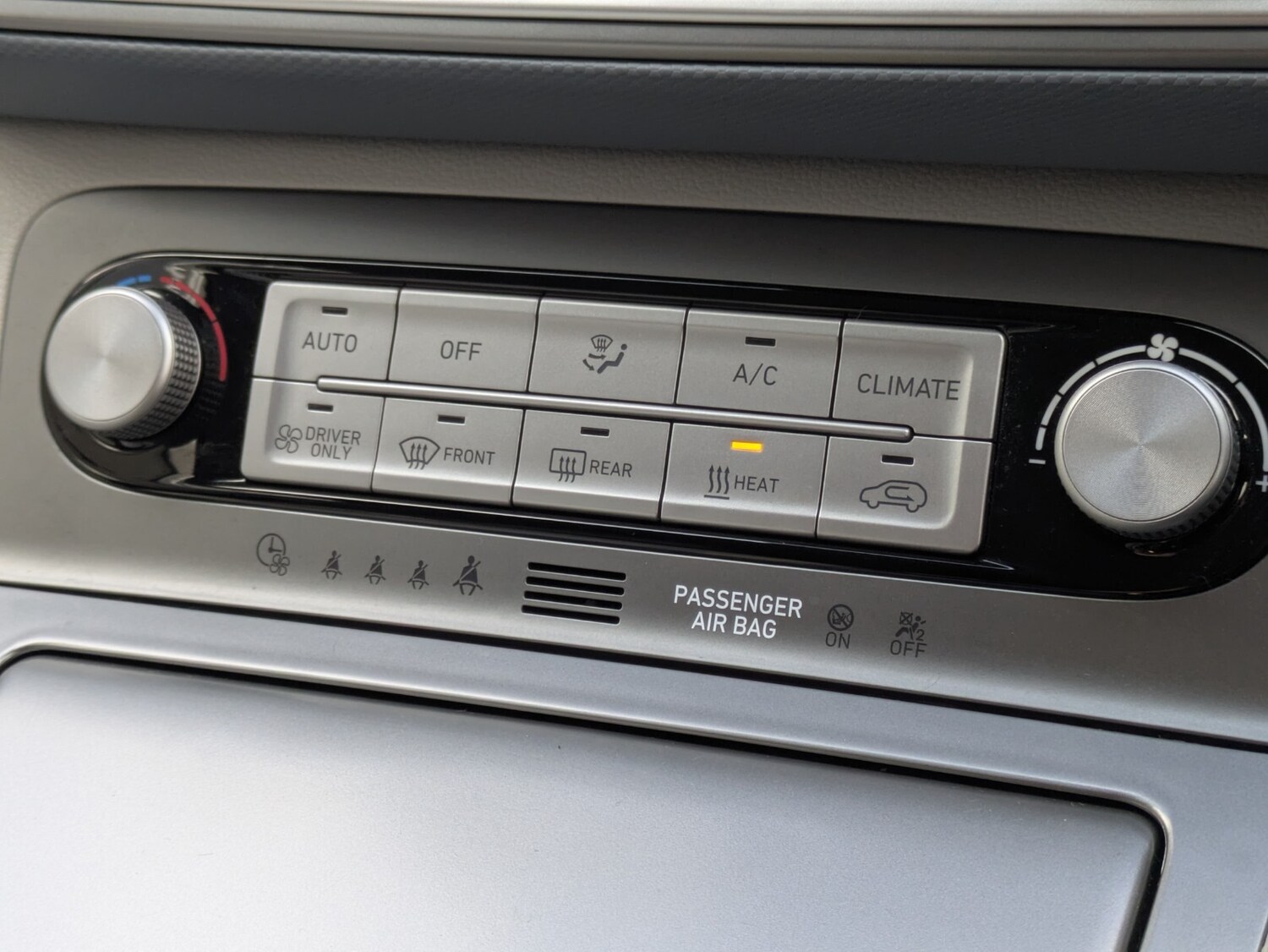 Used Hyundai KONA 2019 for sale - 76872899: Photo 32