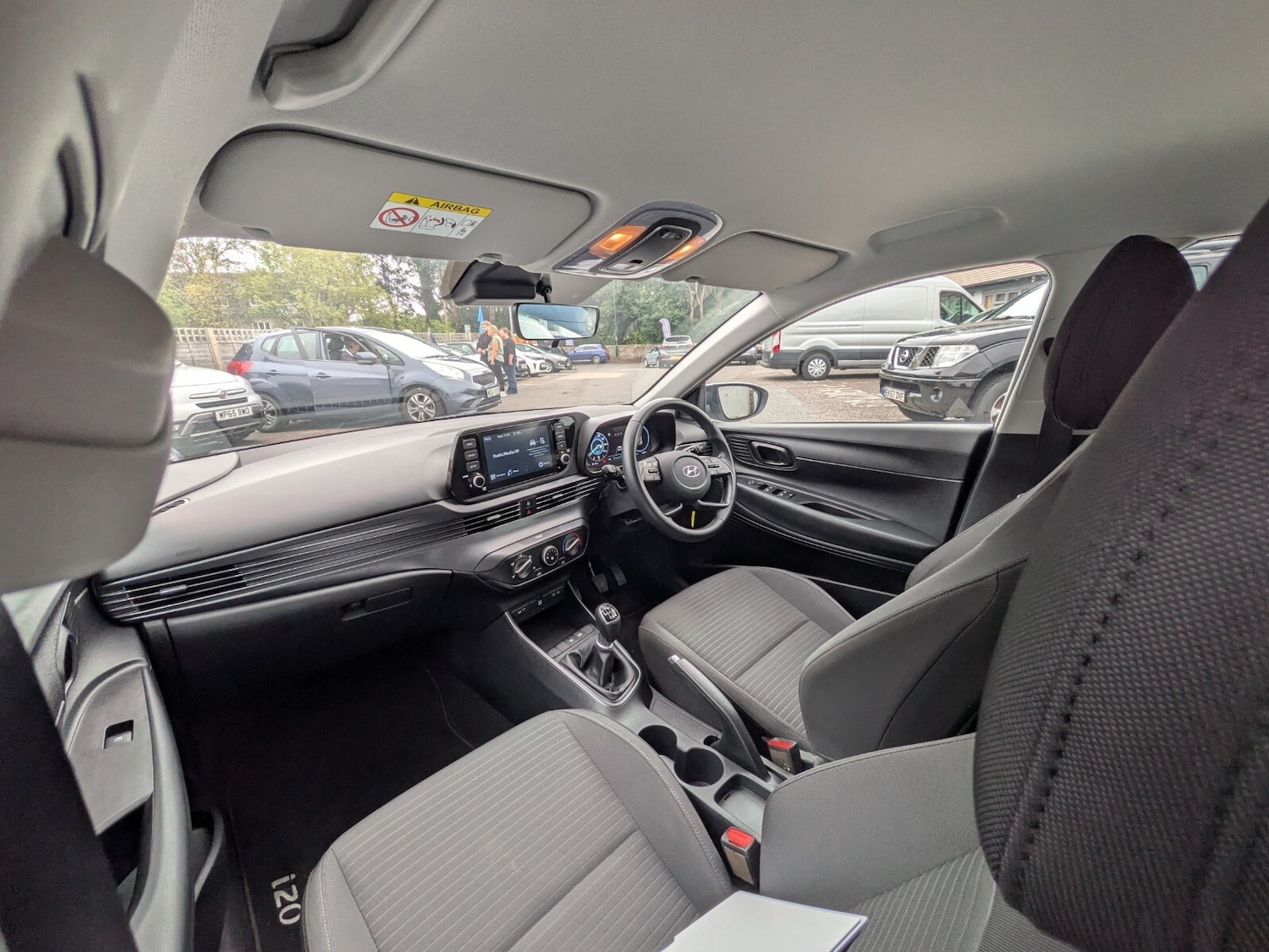 Used Hyundai i20 2021 for sale - 76410592: Photo 3