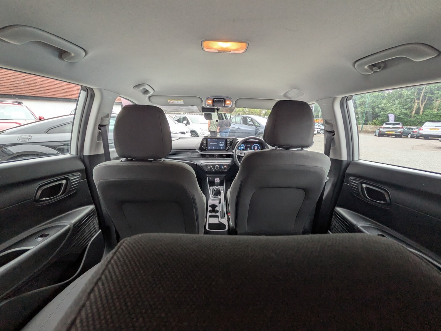 Used Hyundai i20 2021 for sale - 76410592: Photo 8