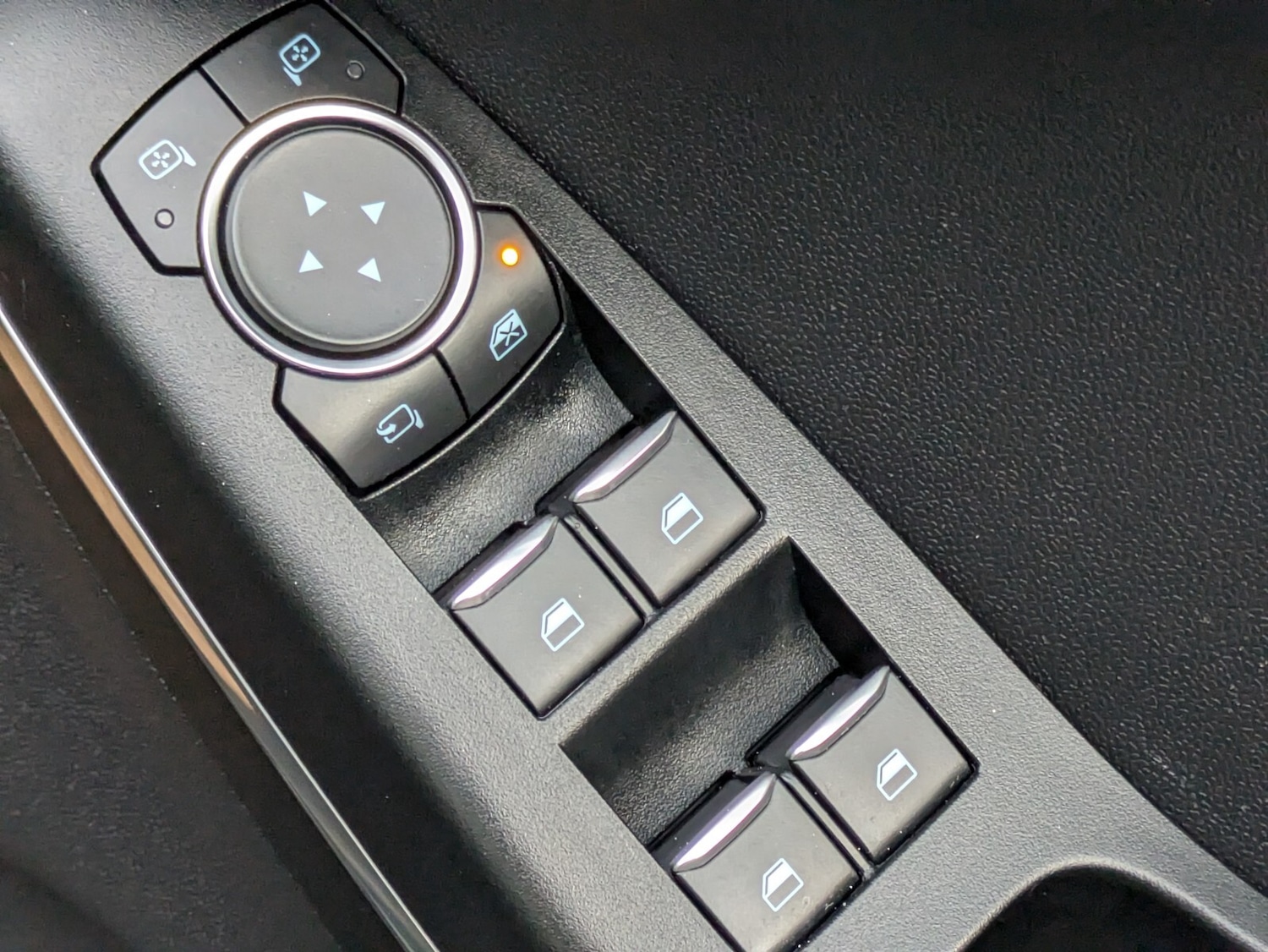 Used Ford Fiesta 2020 for sale - 76420640: Photo 25