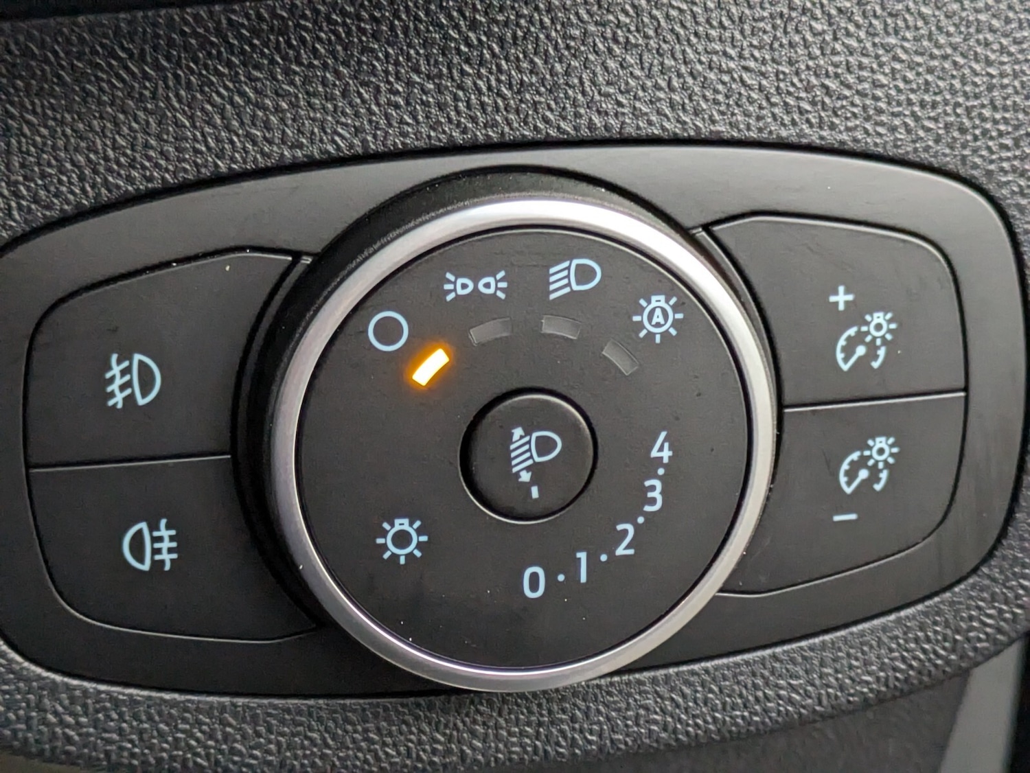 Used Ford Fiesta 2020 for sale - 76420640: Photo 26