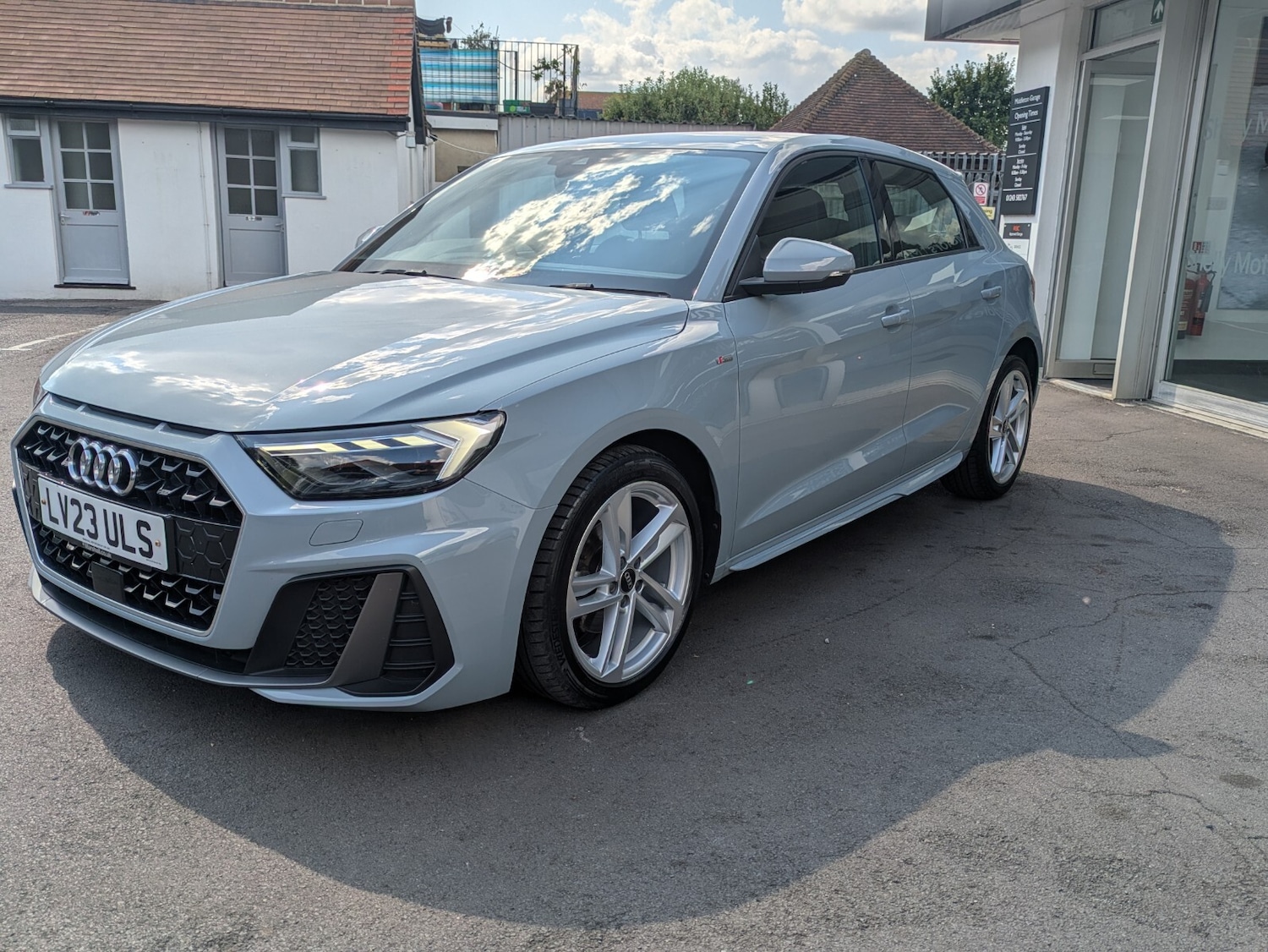 Used Audi A1 2023 for sale - 76869364: Photo 5
