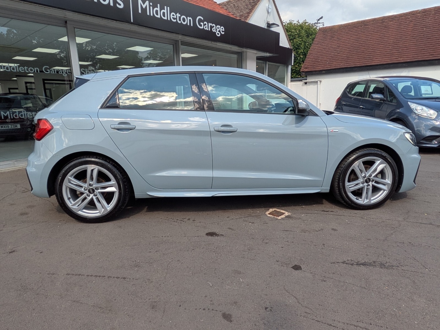 Used Audi A1 2023 for sale - 76869364: Photo 8