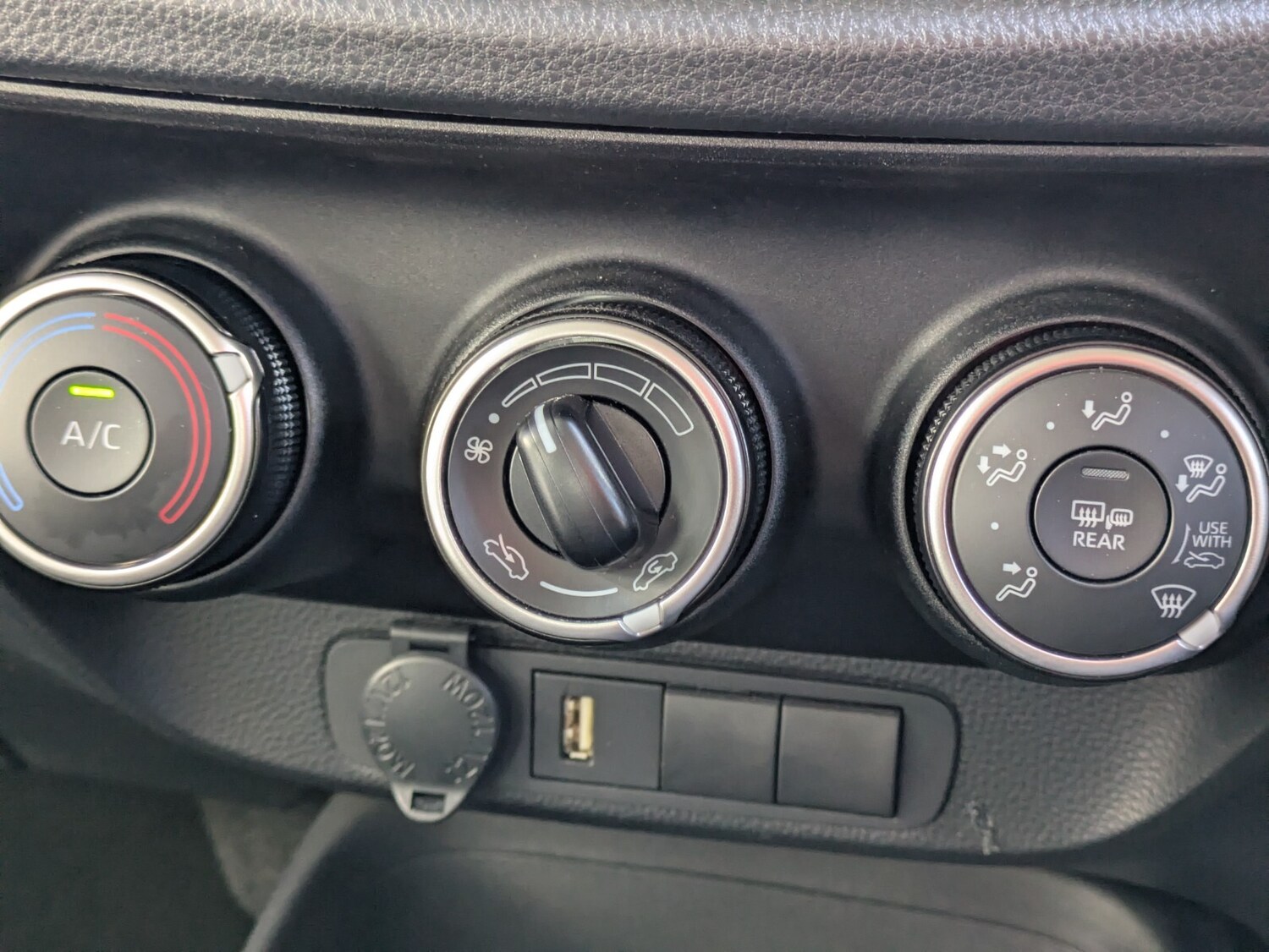 Used Toyota Aygo X 2023 for sale - 76870857: Photo 29