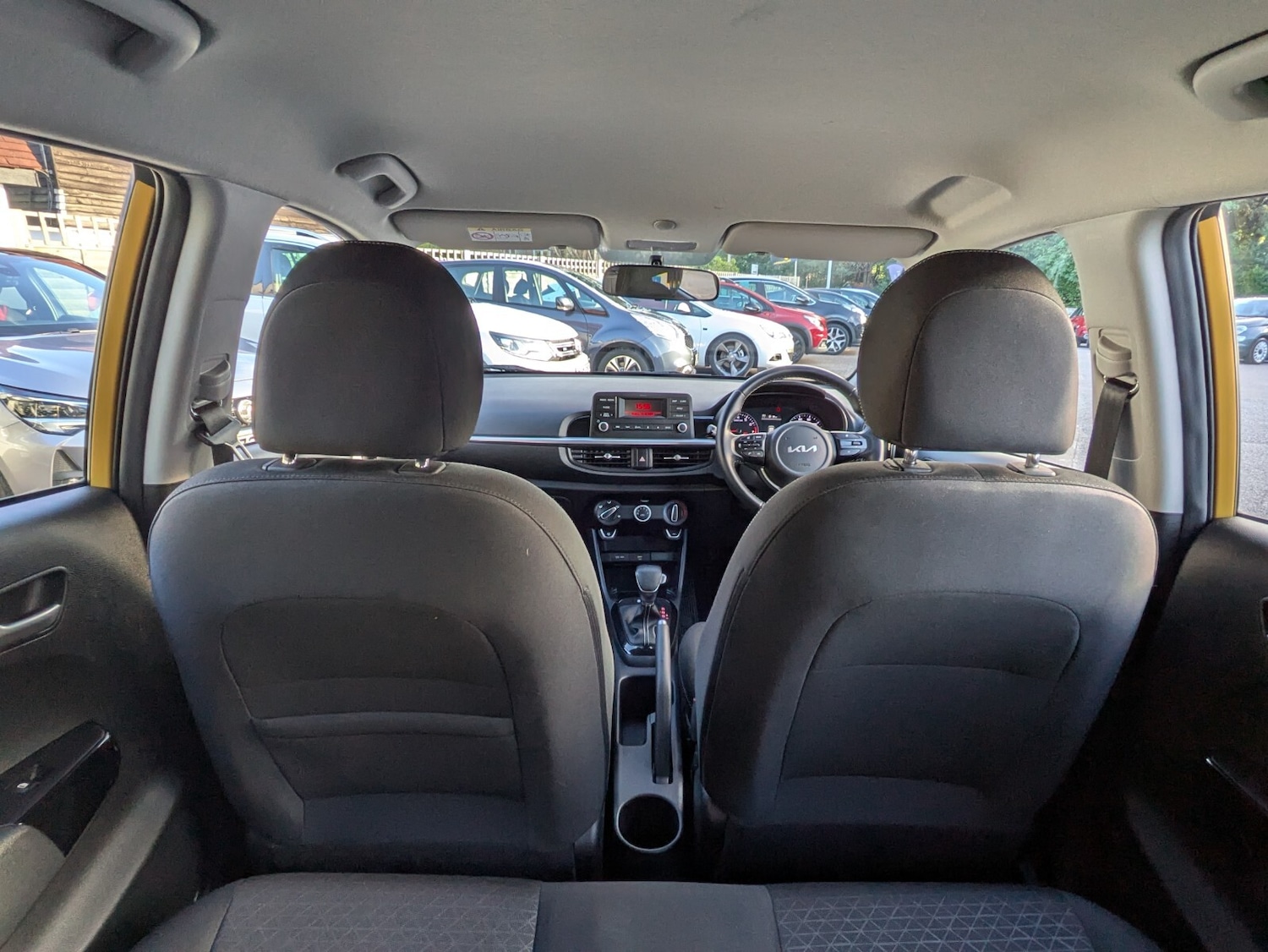 Used Kia Picanto 2022 for sale - 76410536: Photo 14