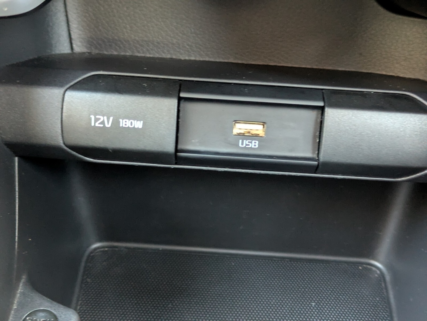 Used Kia Picanto 2022 for sale - 76410536: Photo 32