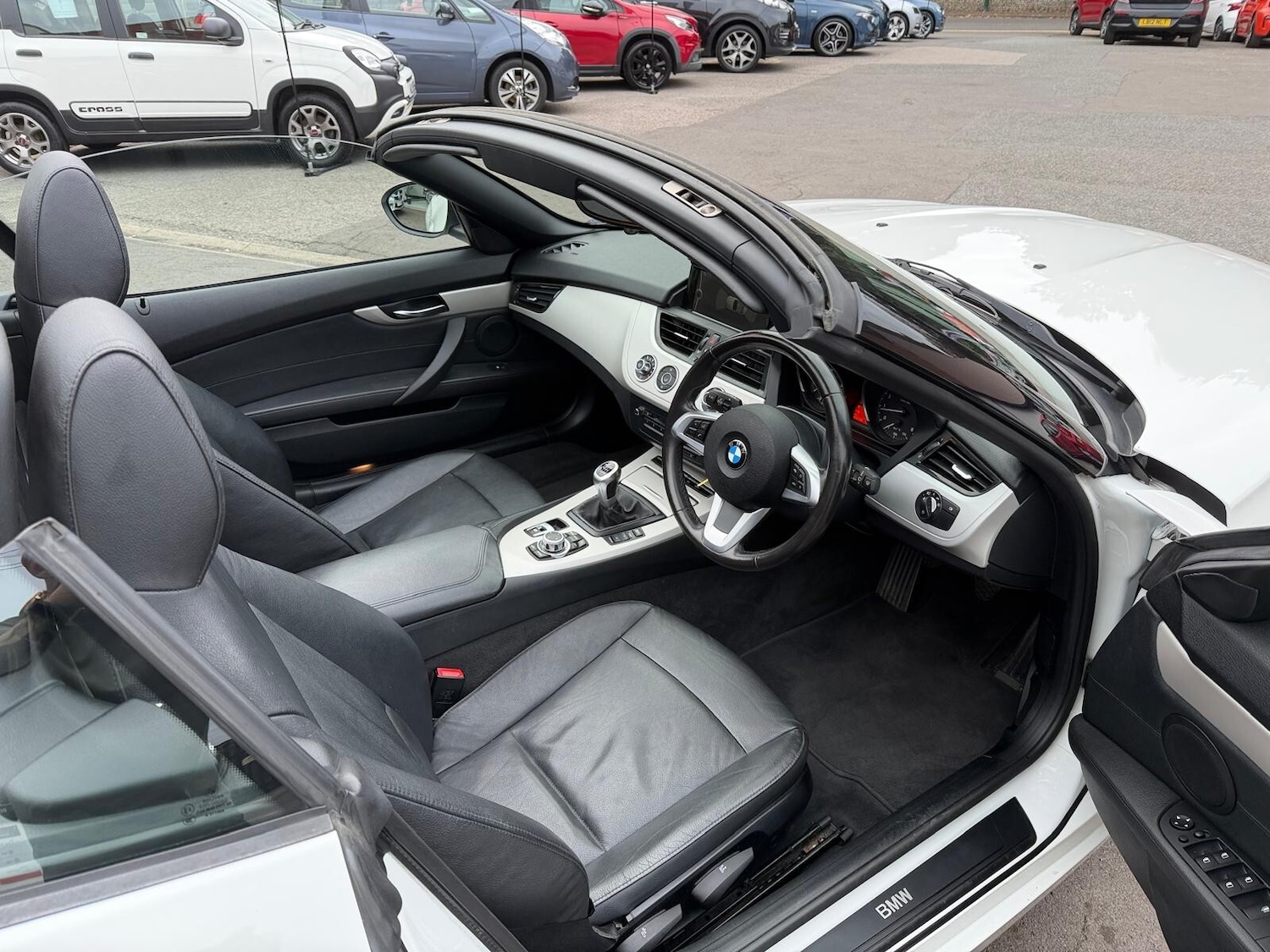 Used BMW Z4 2016 for sale - 76410500: Photo 12