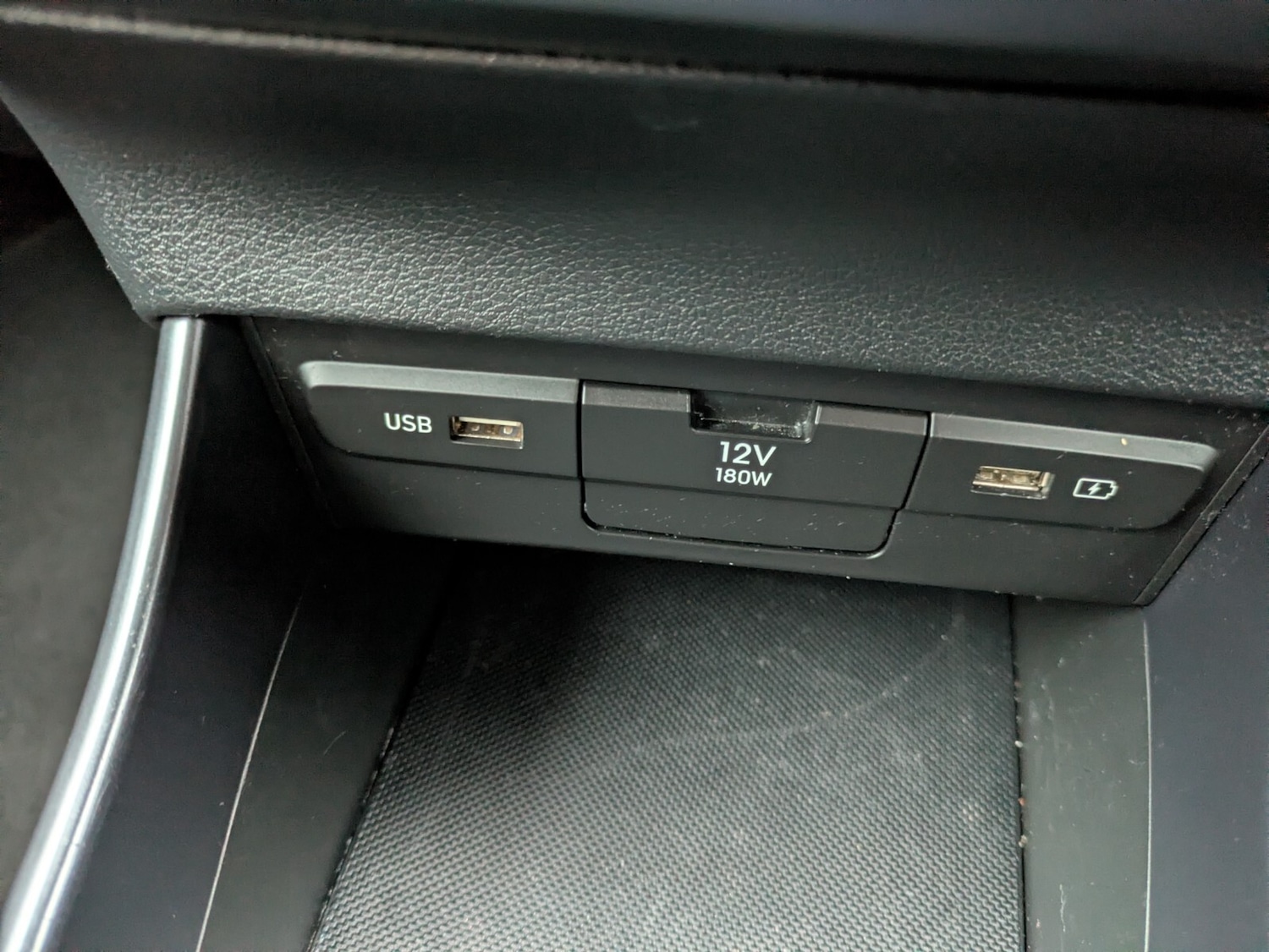 Used Hyundai i20 2022 for sale - 76873175: Photo 35