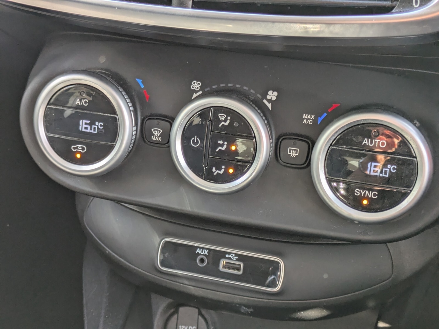 Used Fiat 500X 2015 for sale - 76738330: Photo 25