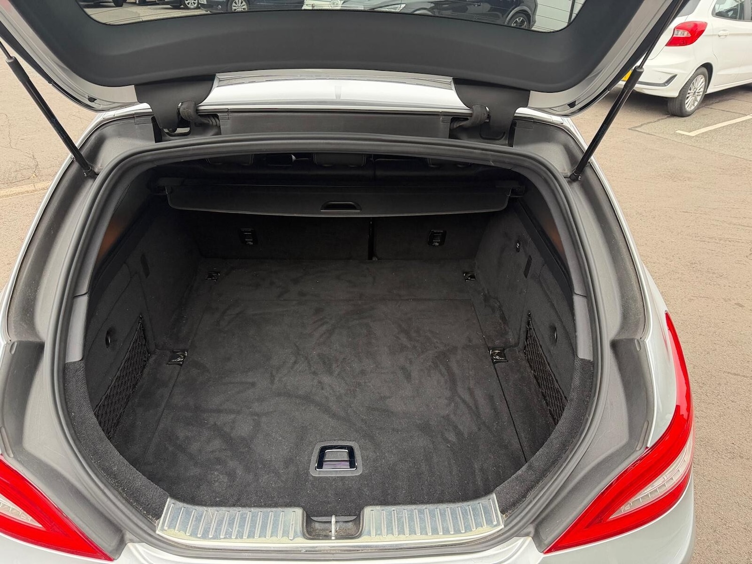 Used Mercedes-Benz CLS 2013 for sale - 76410677: Photo 16