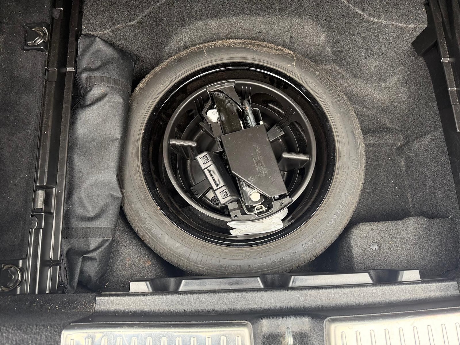 Used Mercedes-Benz CLS 2013 for sale - 76410677: Photo 17