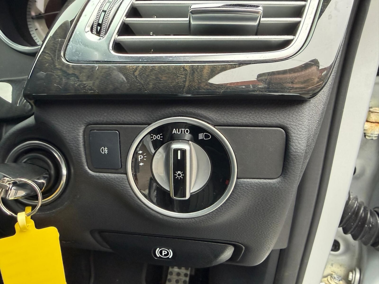 Used Mercedes-Benz CLS 2013 for sale - 76410677: Photo 25