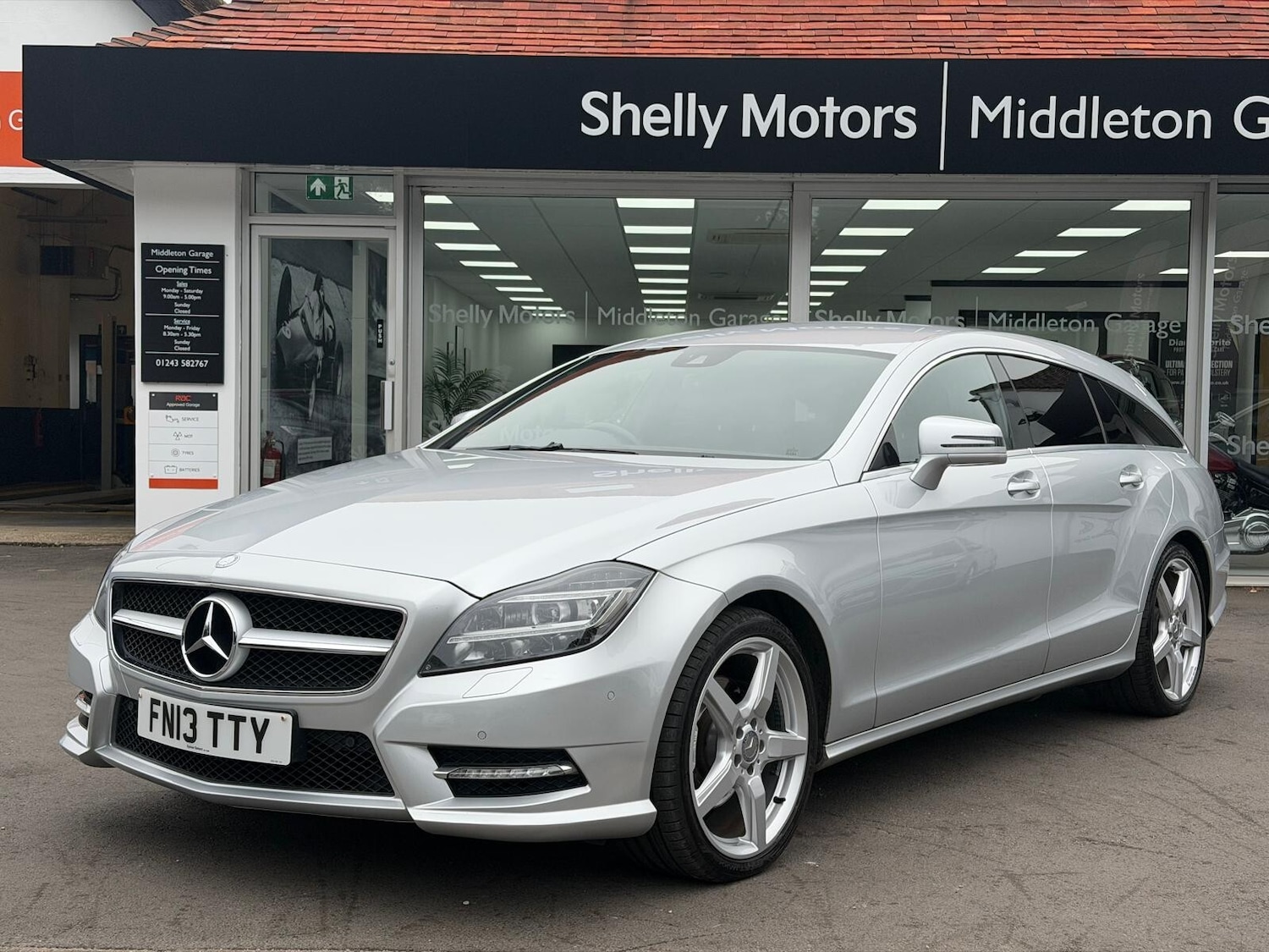 Used Mercedes-Benz CLS 2013 for sale - 76410677: Photo 4