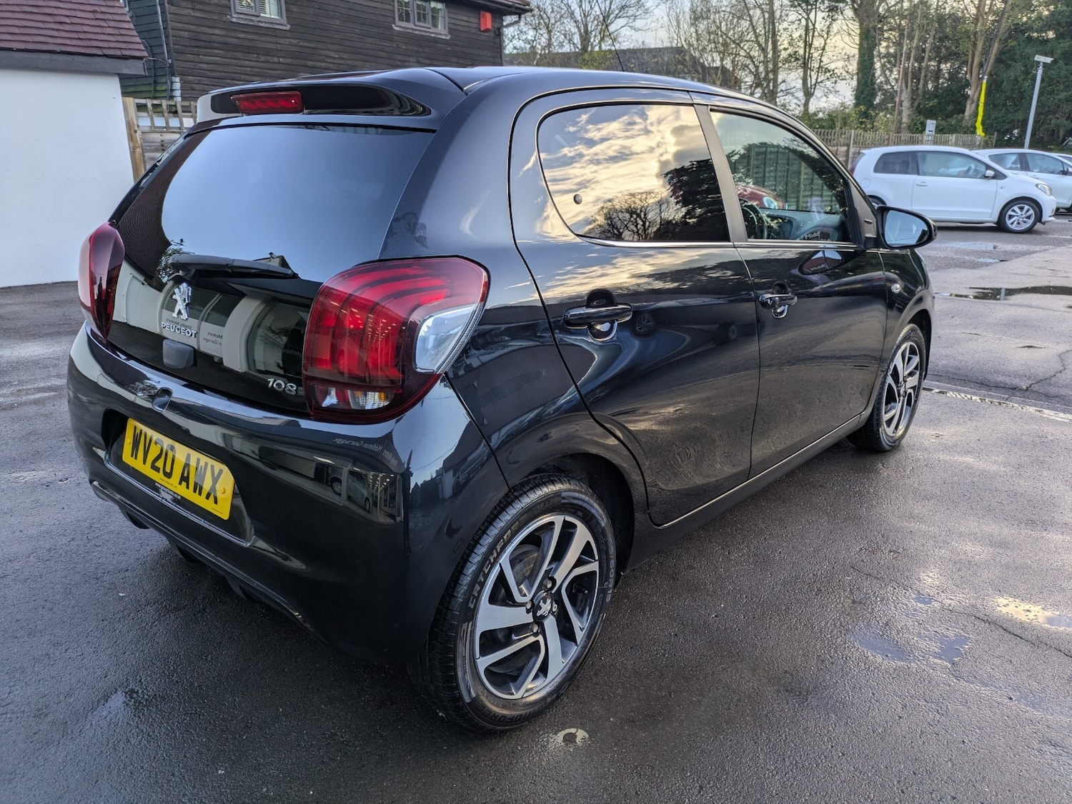 Used Peugeot 108 2020 for sale - 76872637: Photo 8