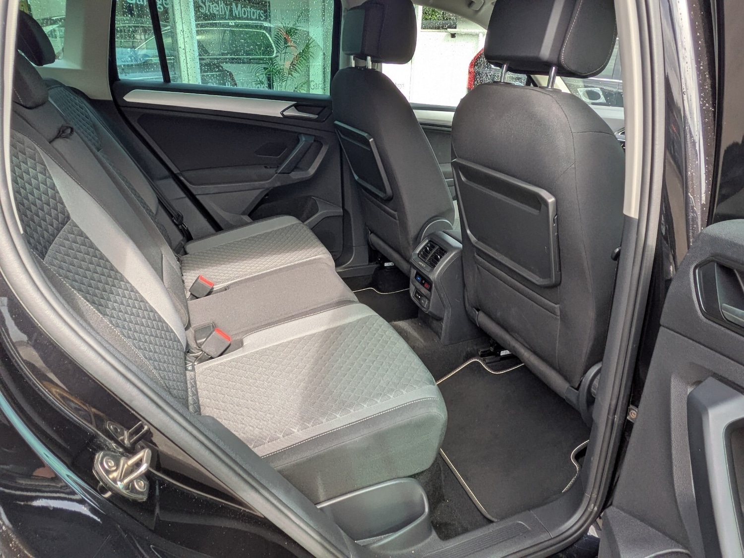 Used Volkswagen Tiguan 2018 for sale - 76410619: Photo 18