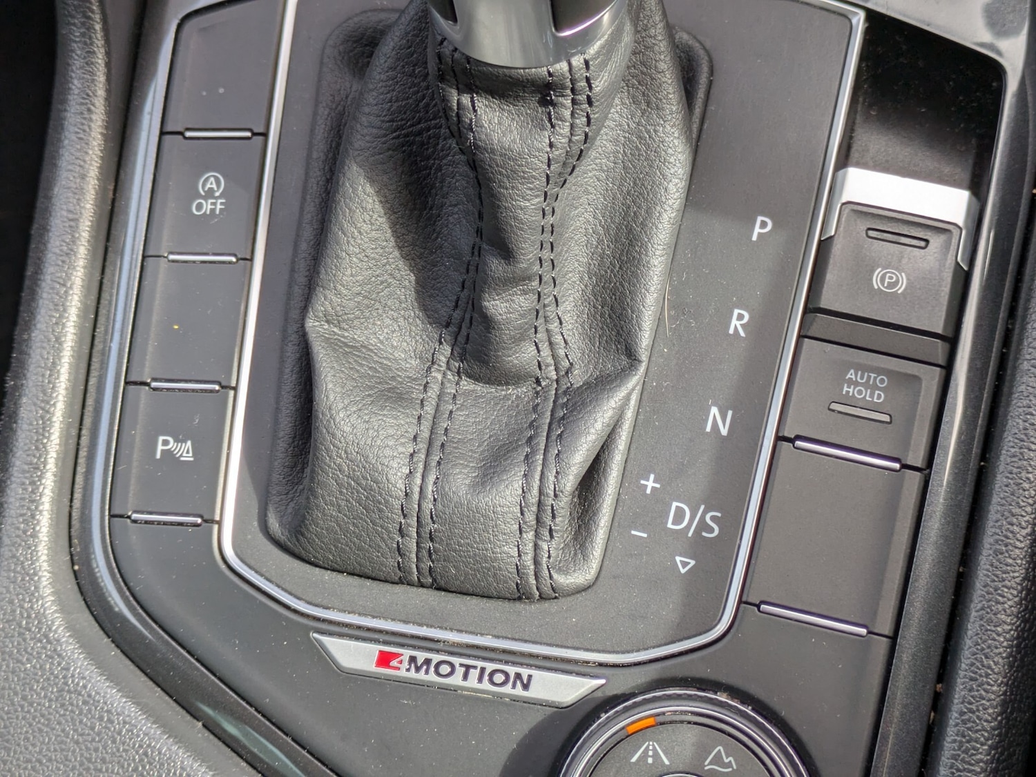 Used Volkswagen Tiguan 2018 for sale - 76410619: Photo 32