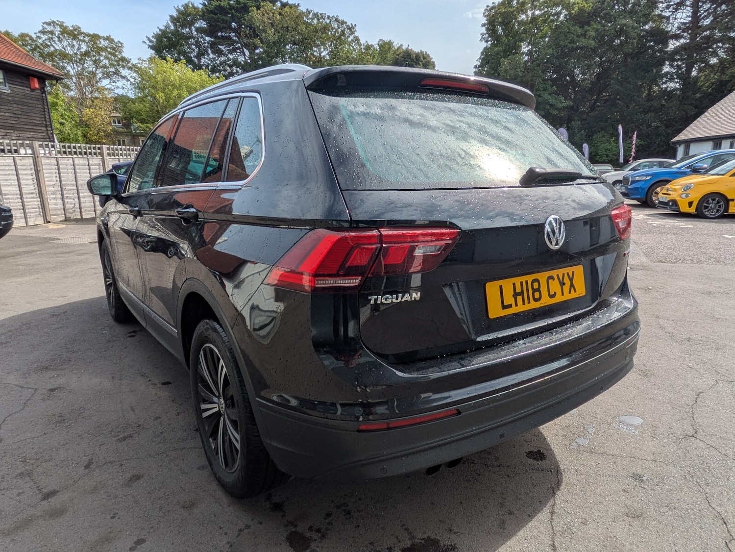 Used Volkswagen Tiguan 2018 for sale - 76410619: Photo 7