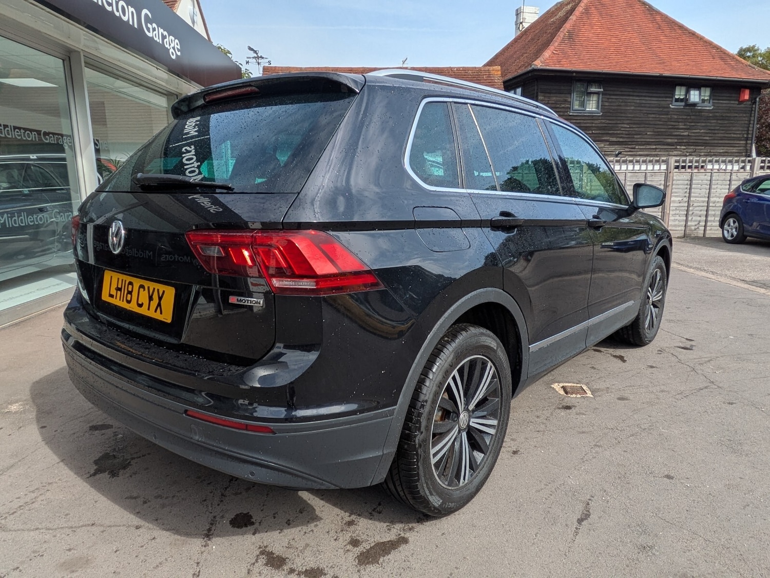 Used Volkswagen Tiguan 2018 for sale - 76410619: Photo 8