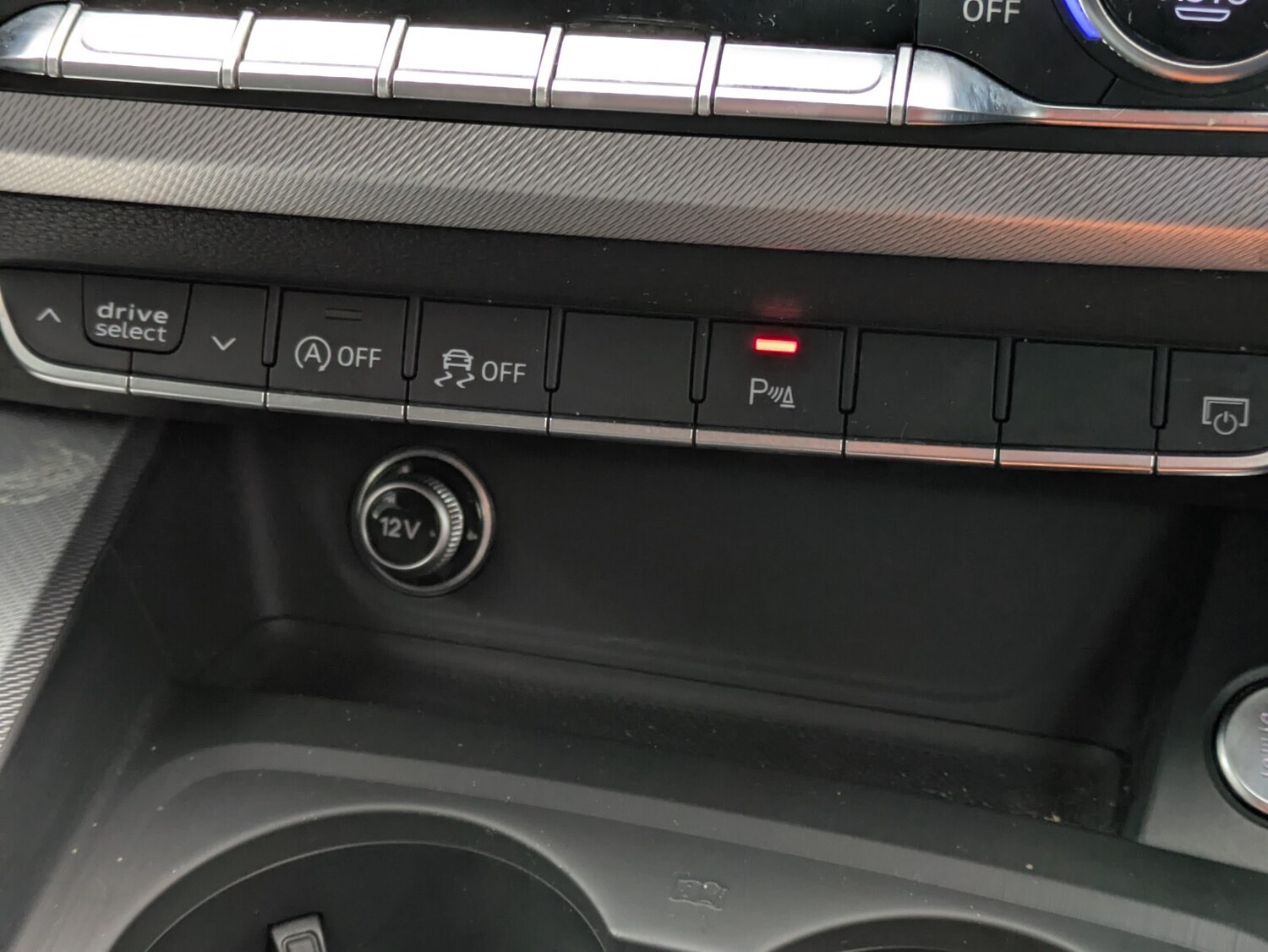 Vehicle 33