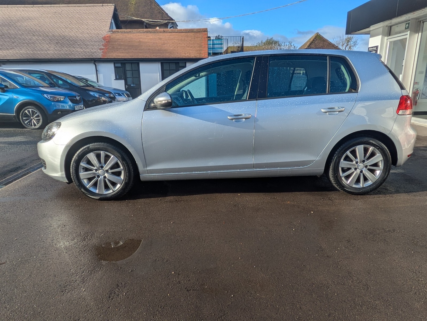 Used Volkswagen Golf 2011 for sale - 76872757: Photo 5
