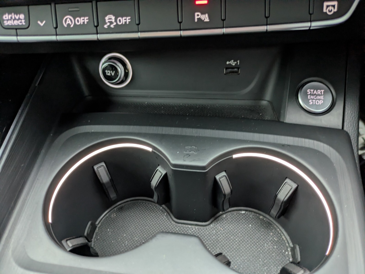 Used Audi A4 2018 for sale - 76750177: Photo 38