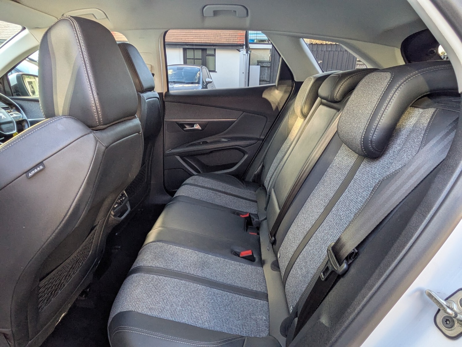 Used Peugeot 3008 2020 for sale - 76635568: Photo 11