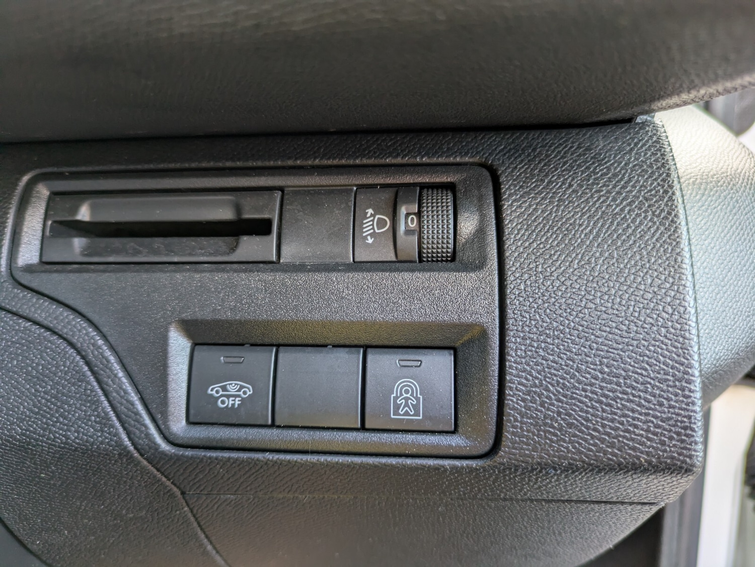 Used Peugeot 3008 2020 for sale - 76635568: Photo 24