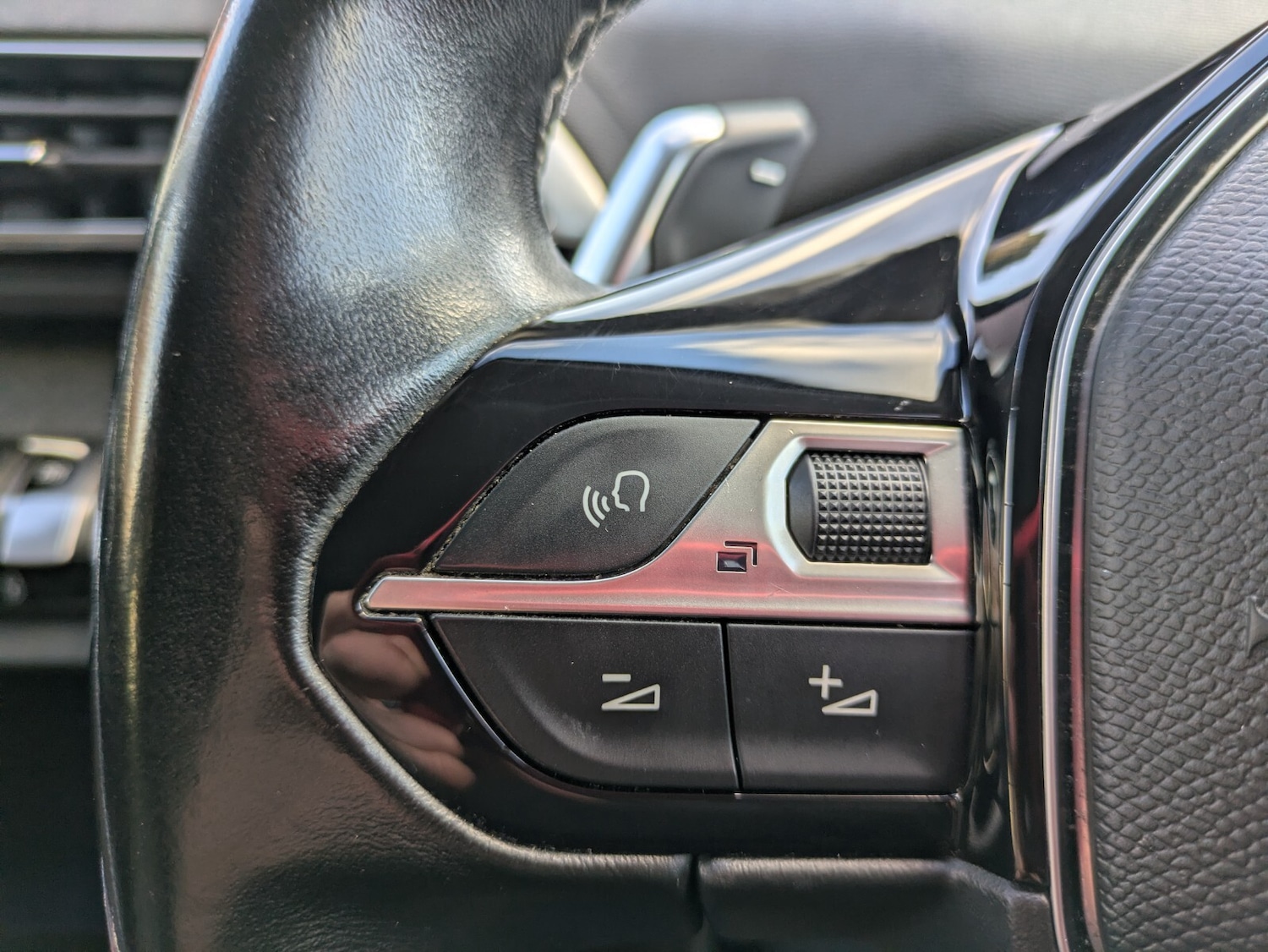 Used Peugeot 3008 2020 for sale - 76635568: Photo 26